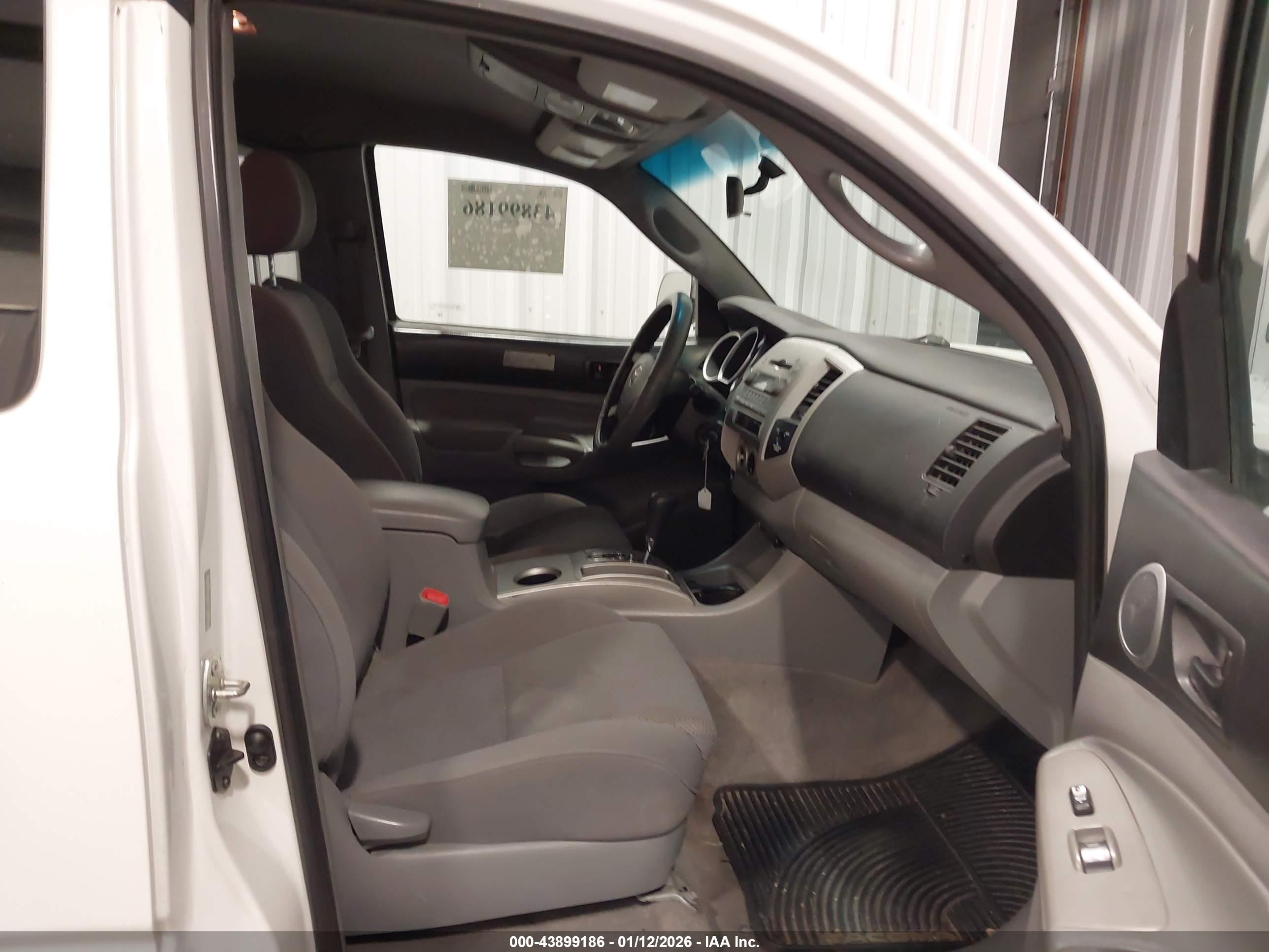 TOYOTA TACOMA image 5