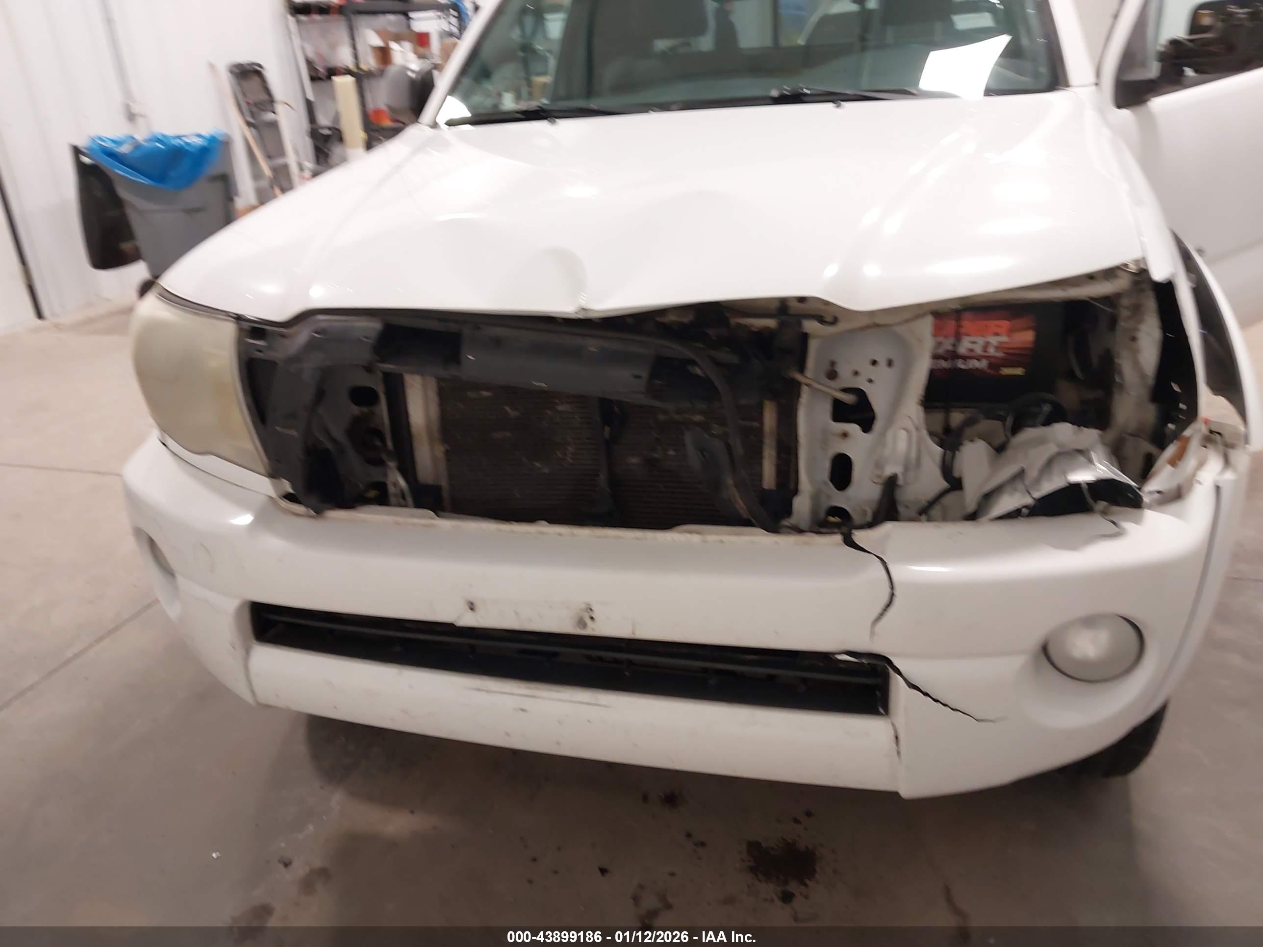TOYOTA TACOMA image 6