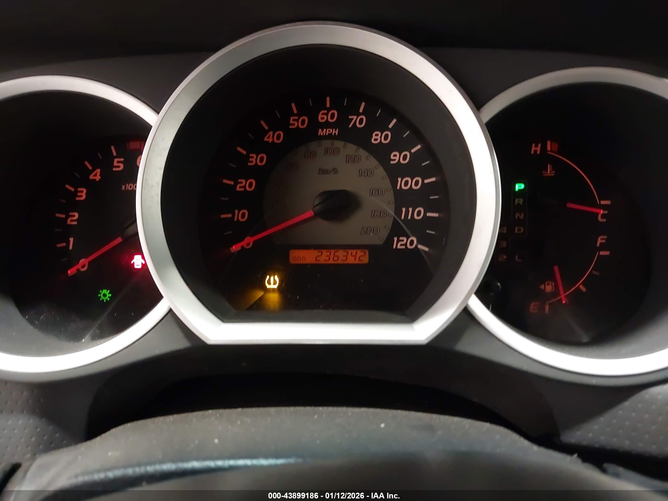 TOYOTA TACOMA image 7