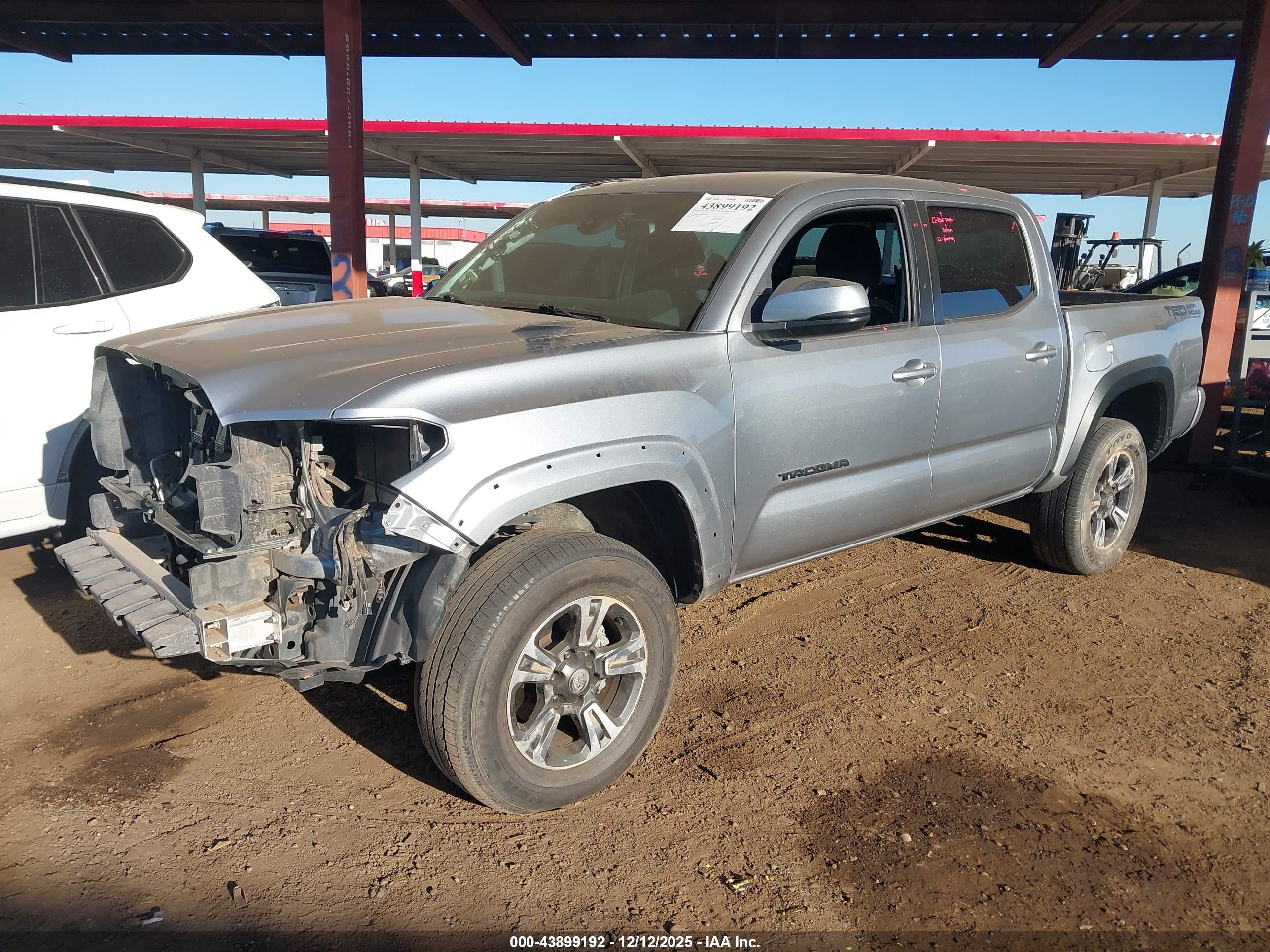 TOYOTA TACOMA image 2