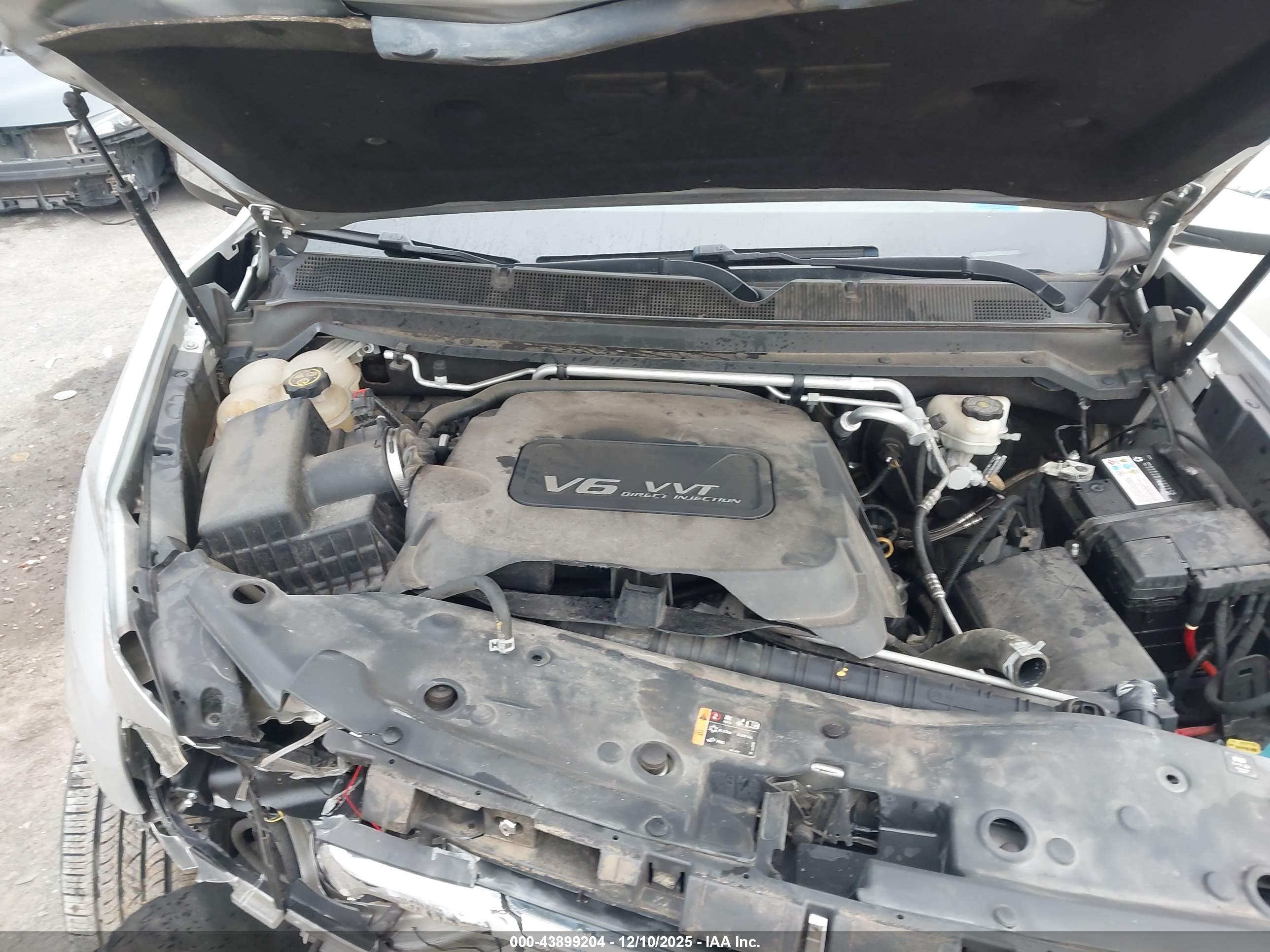 GMC CANYON image 10