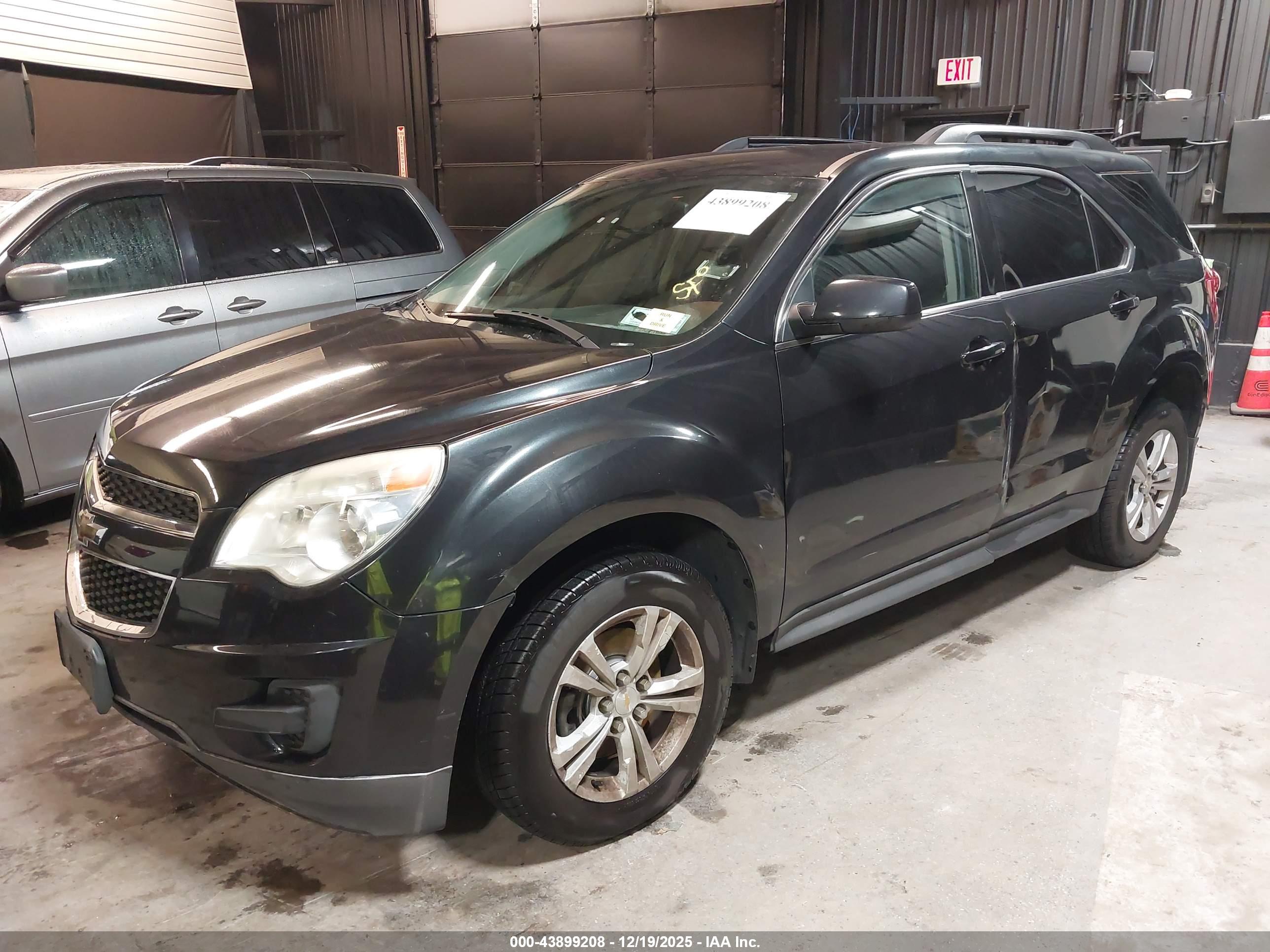 CHEVROLET EQUINOX image 2