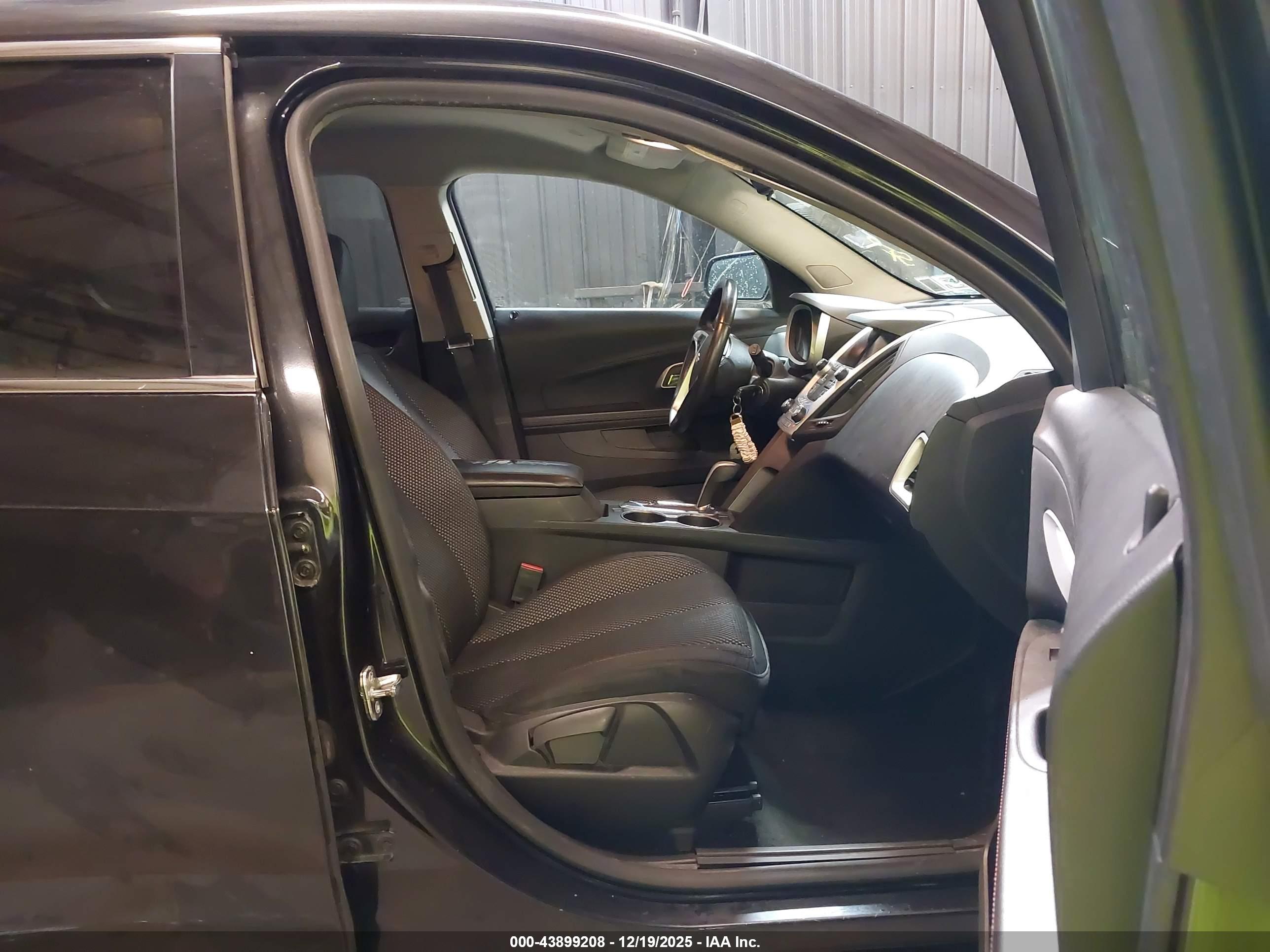 CHEVROLET EQUINOX image 5