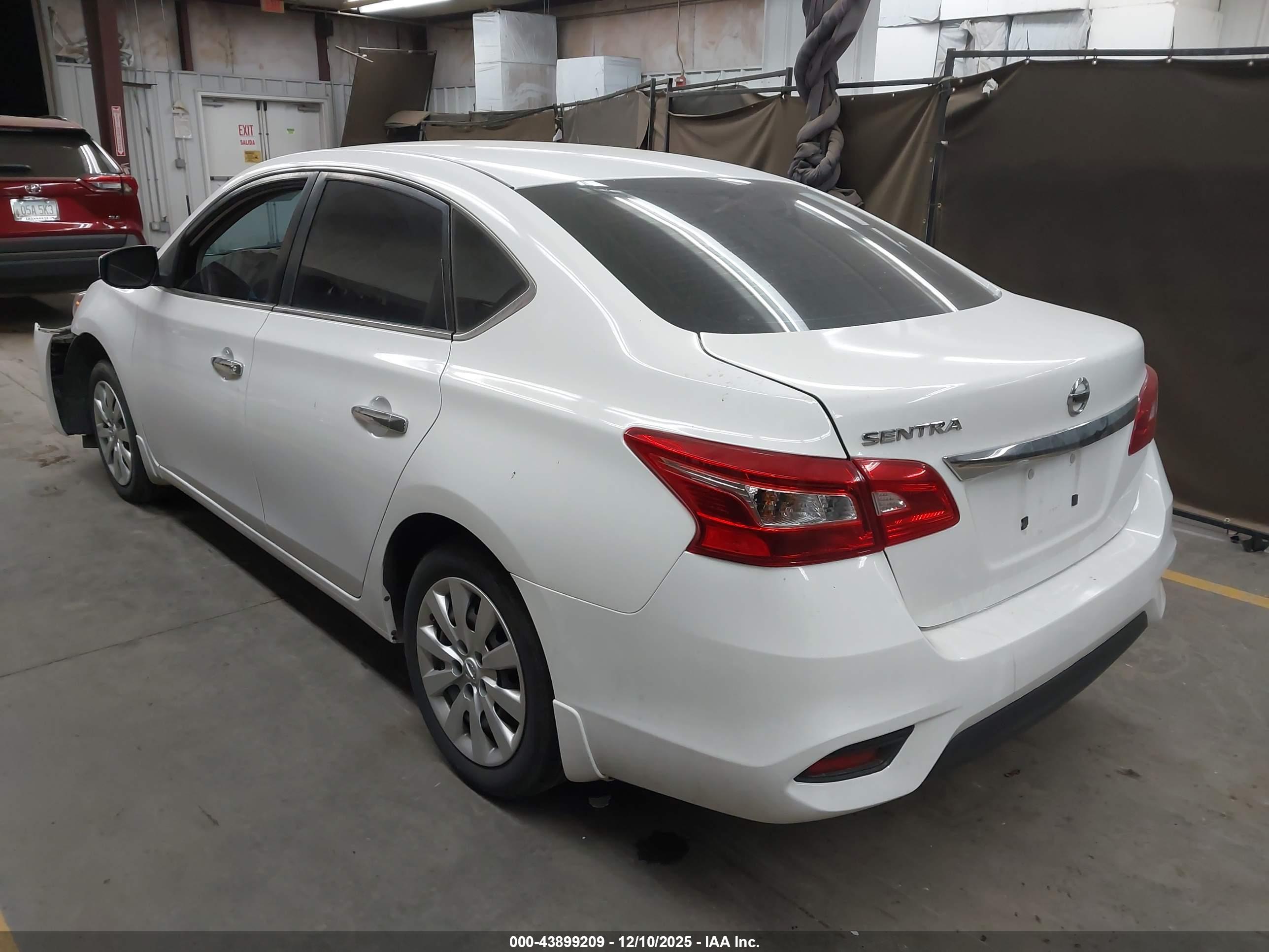 NISSAN SENTRA image 3
