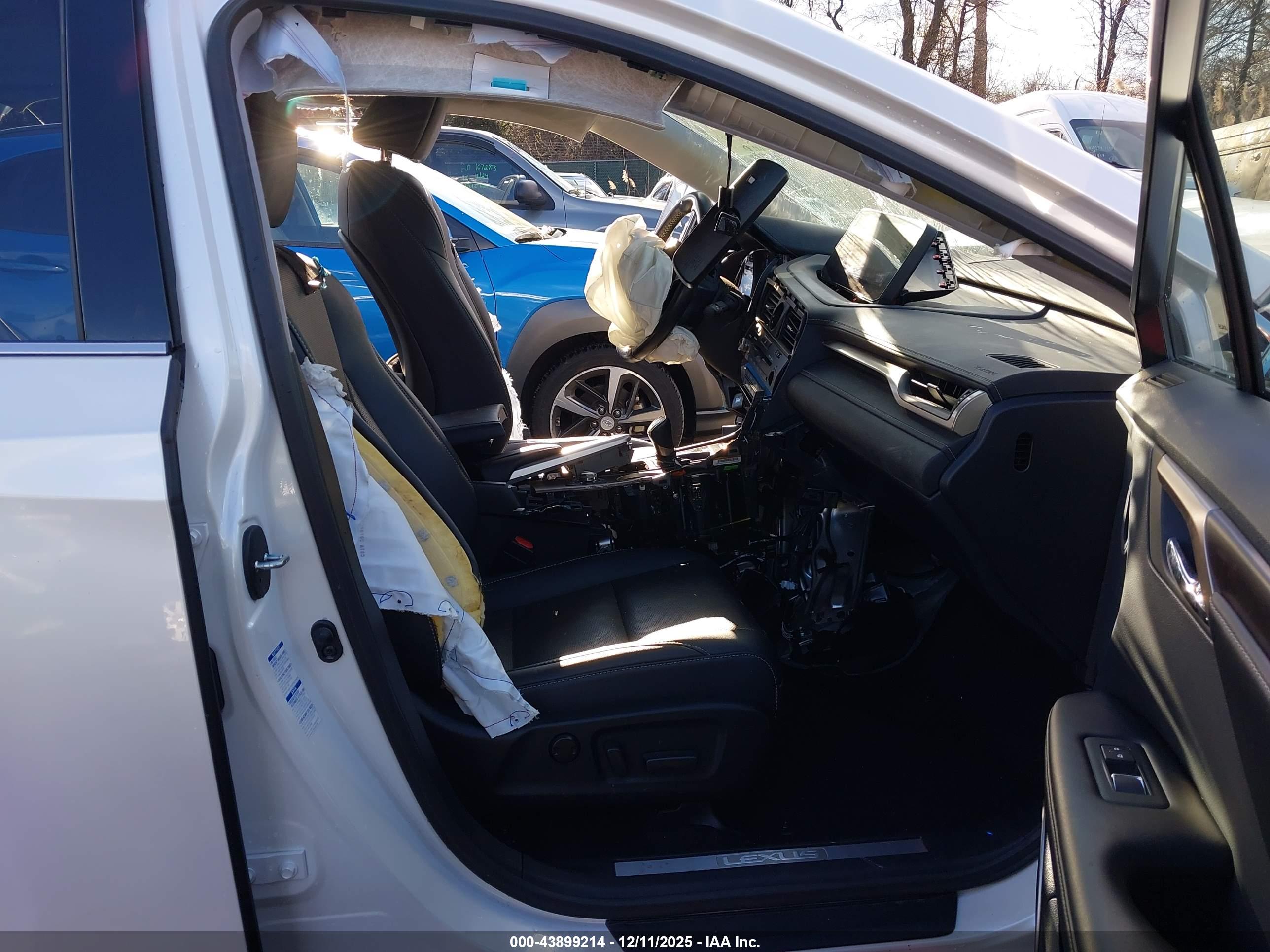 LEXUS RX image 5