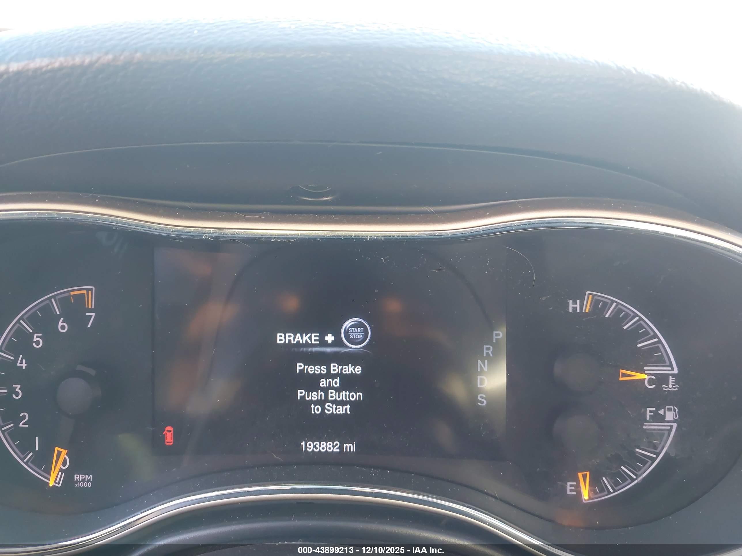 JEEP GRAND image 7