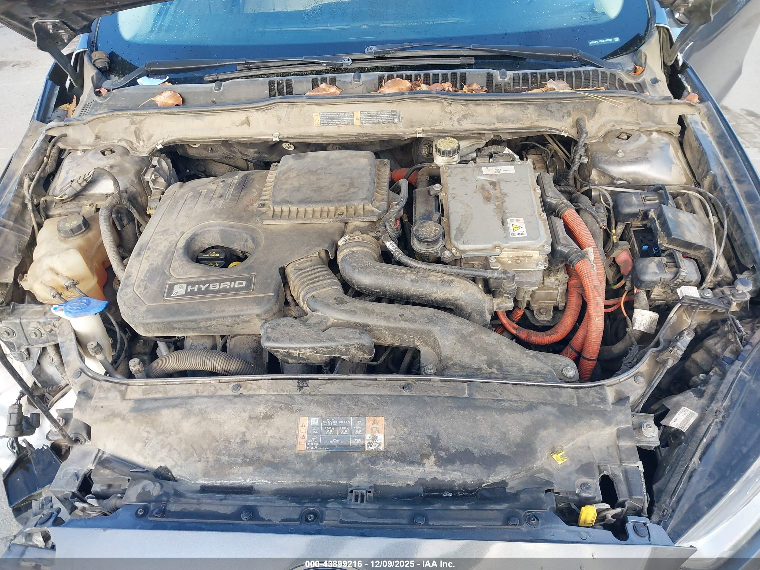 FORD FUSION image 10
