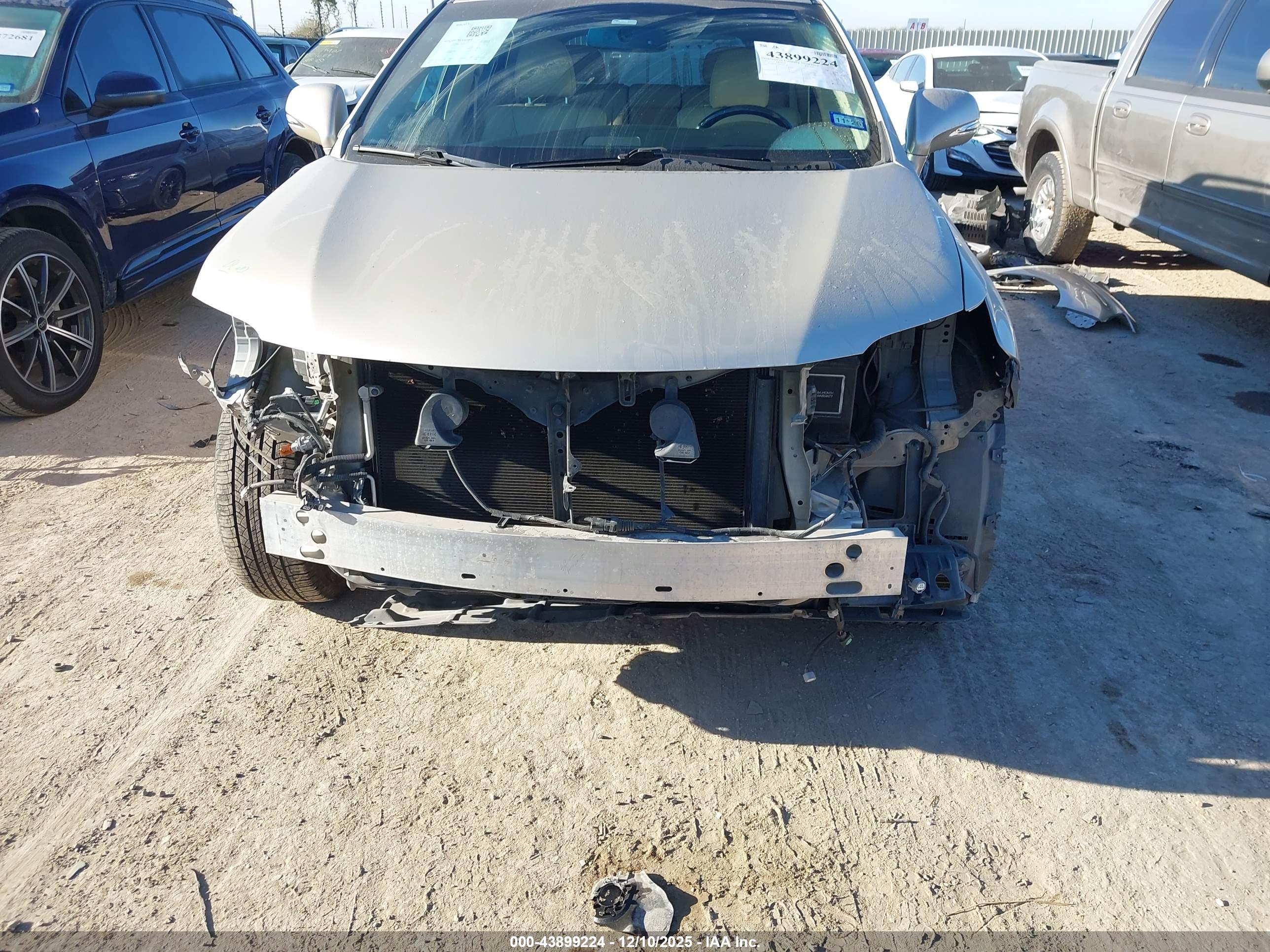 LEXUS RX image 6