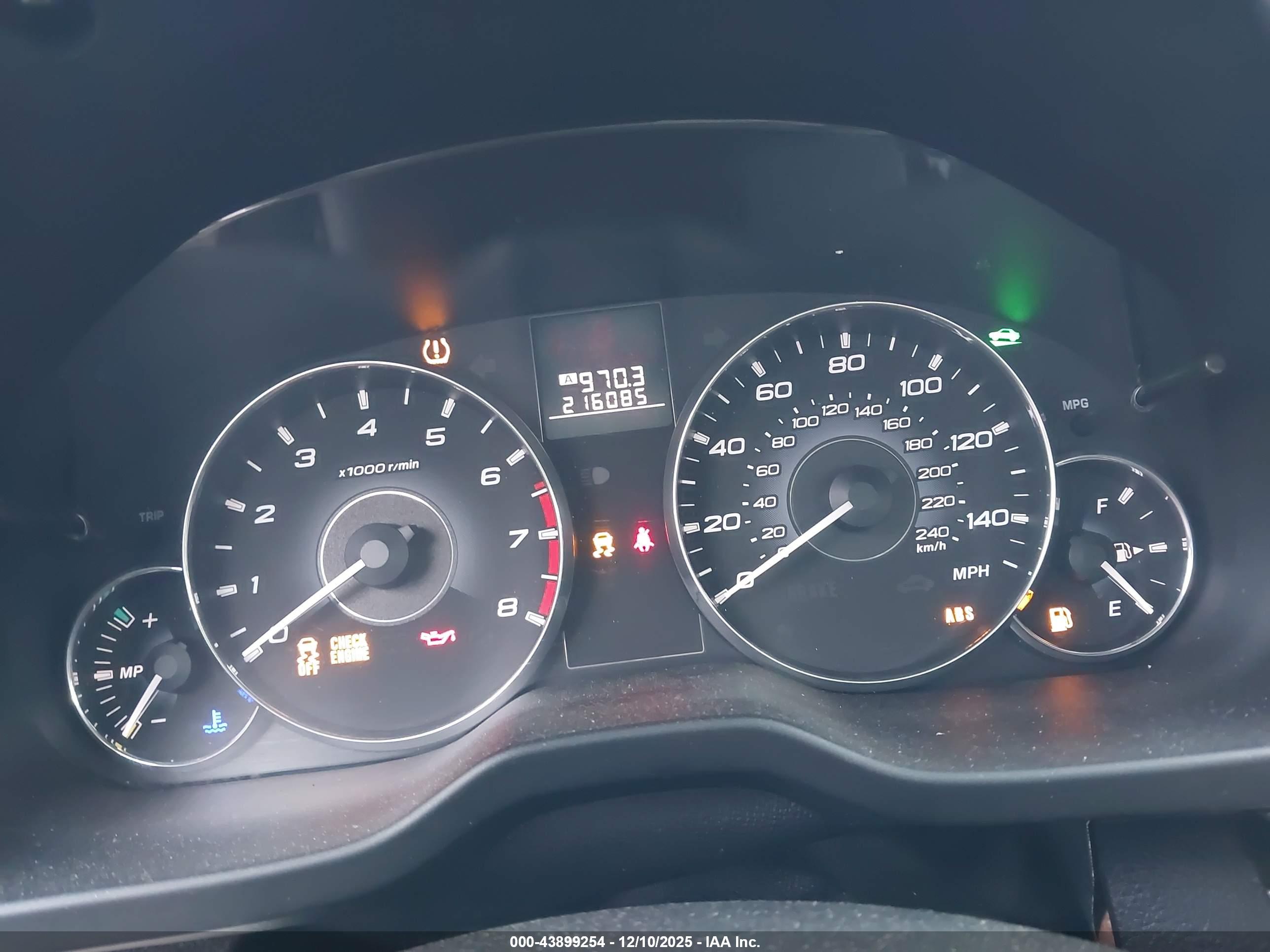 SUBARU LEGACY image 7