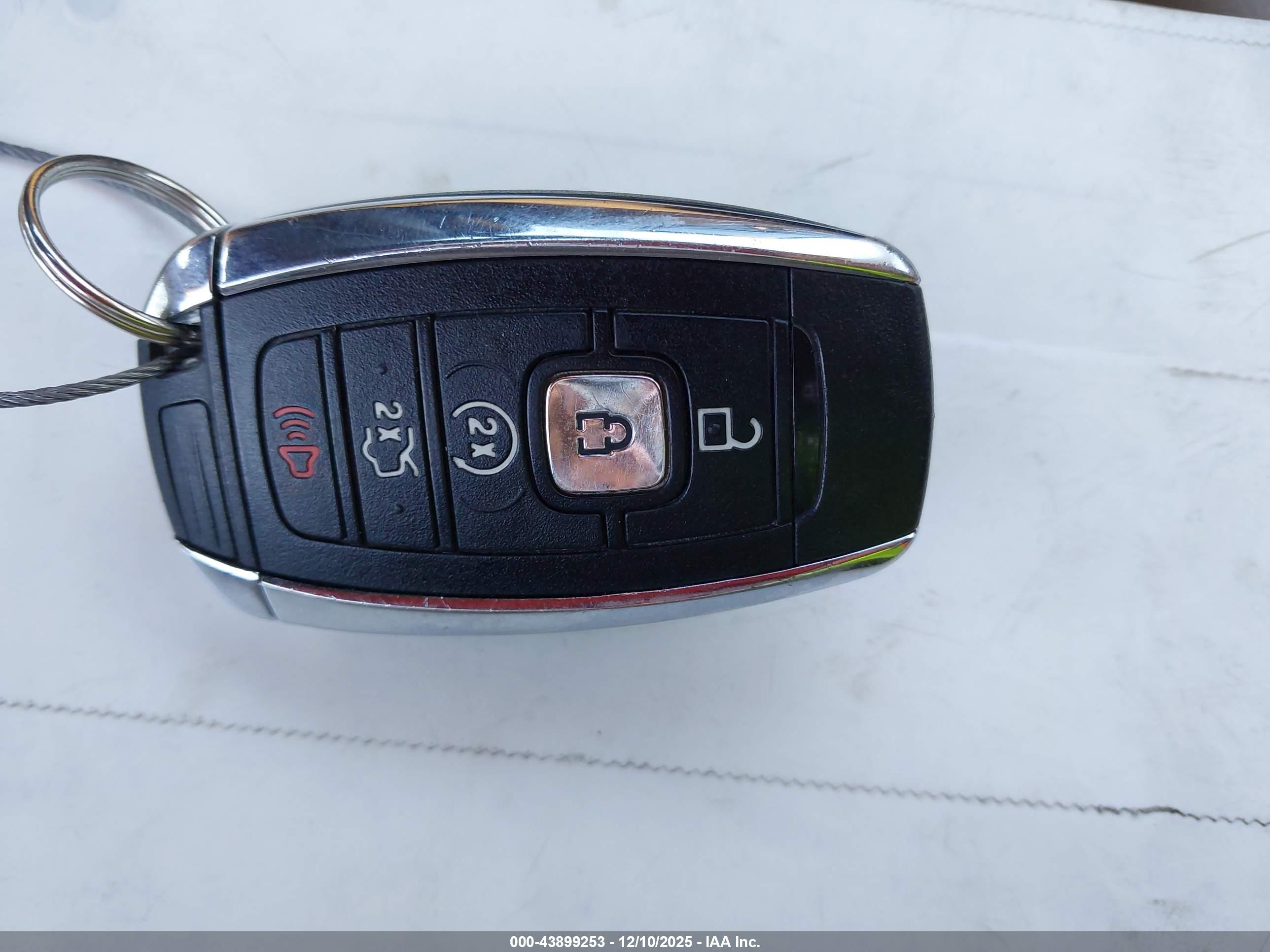 LINCOLN MKC image 11