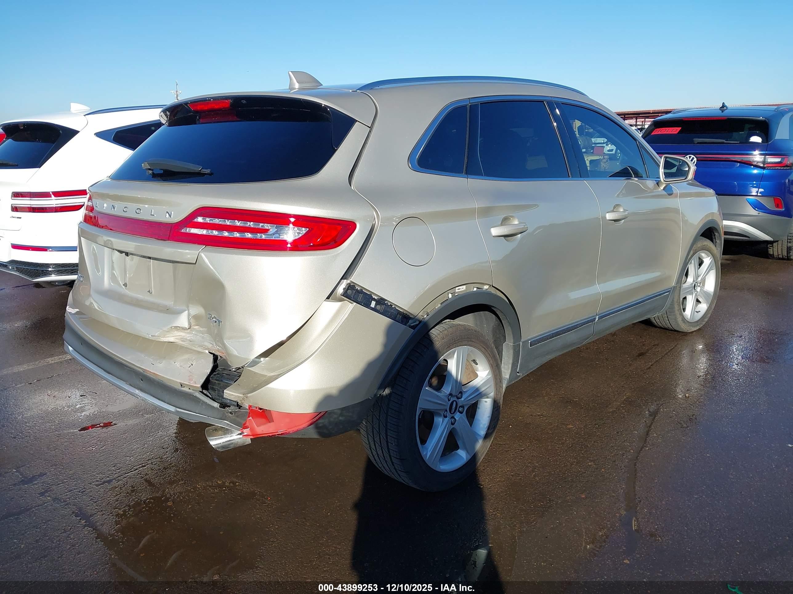 LINCOLN MKC image 4