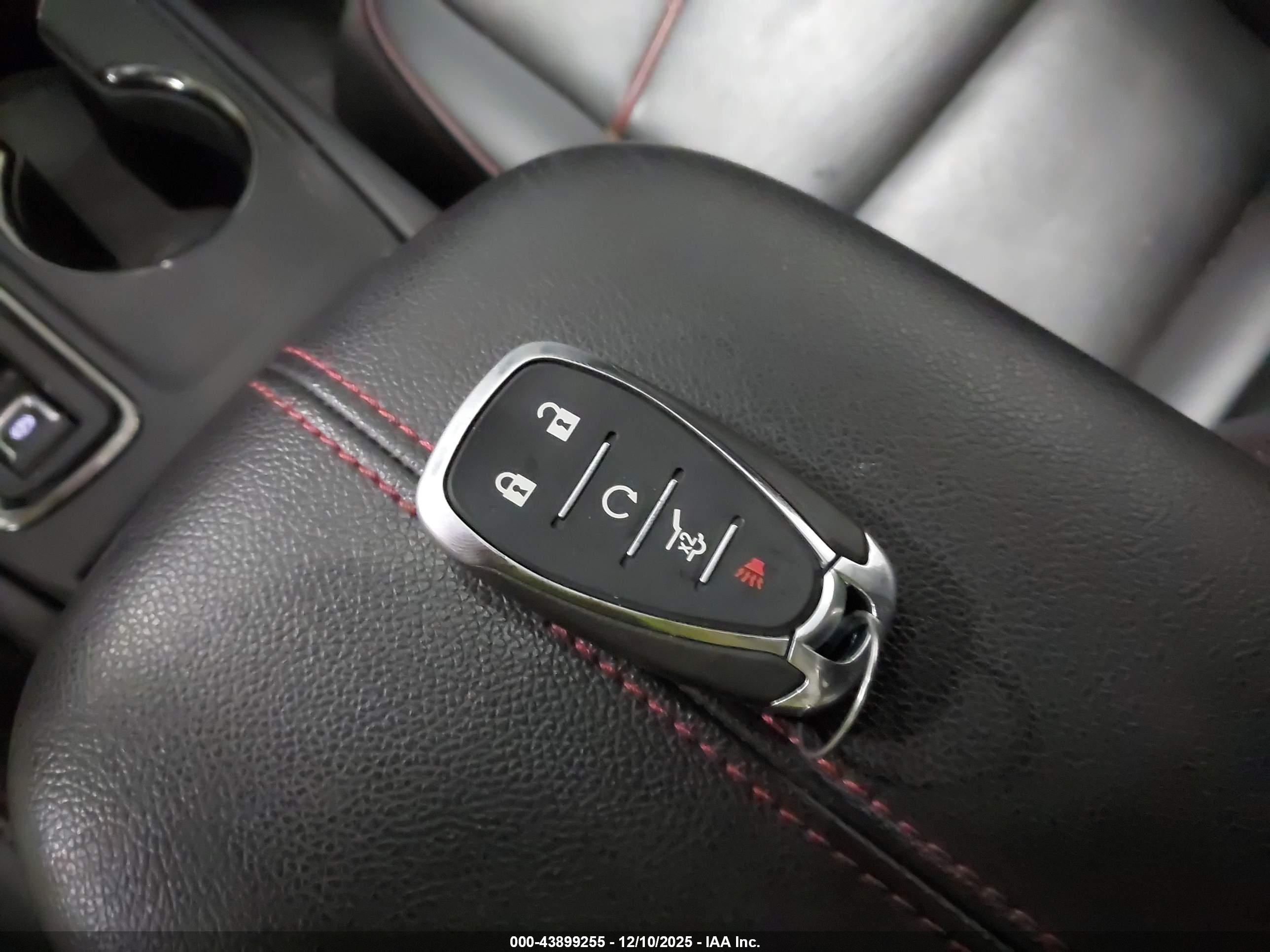 CHEVROLET EQUINOX image 11
