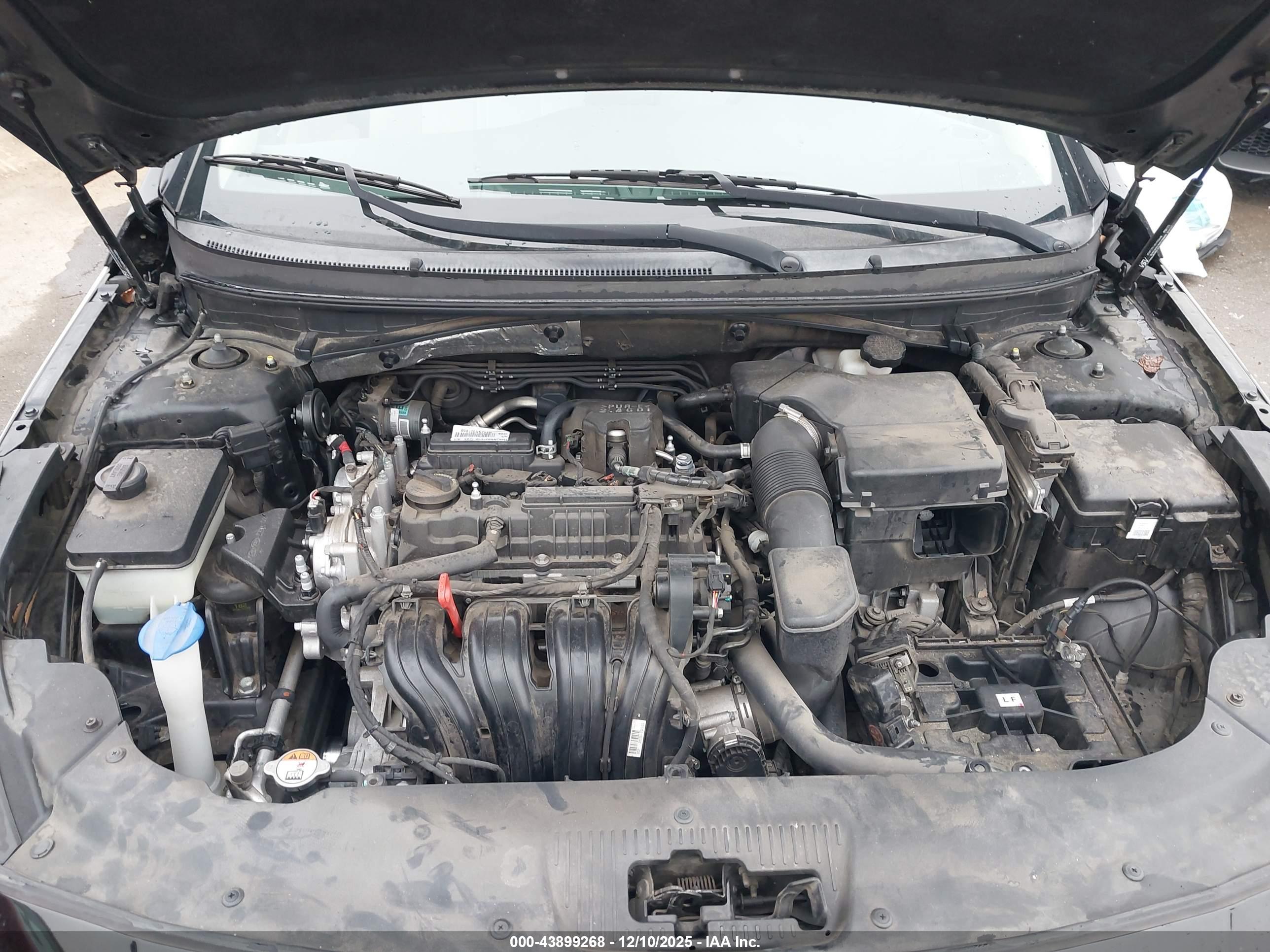 HYUNDAI SONATA image 10
