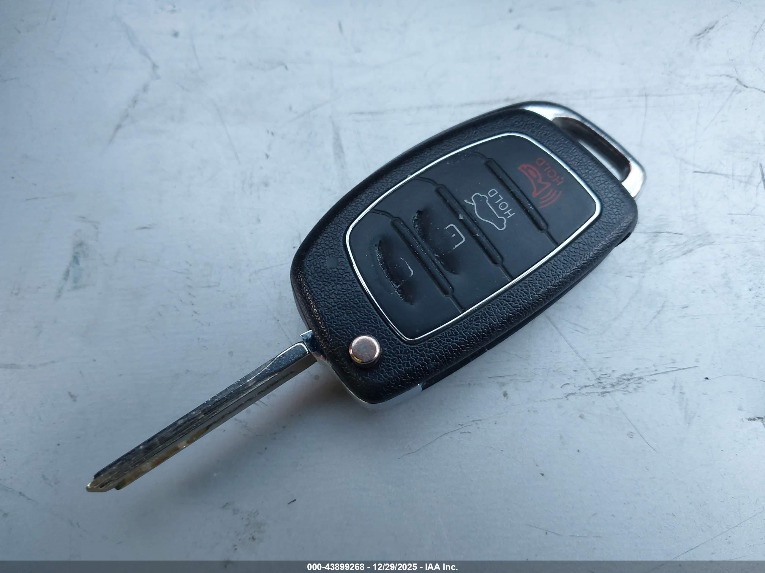 HYUNDAI SONATA image 11