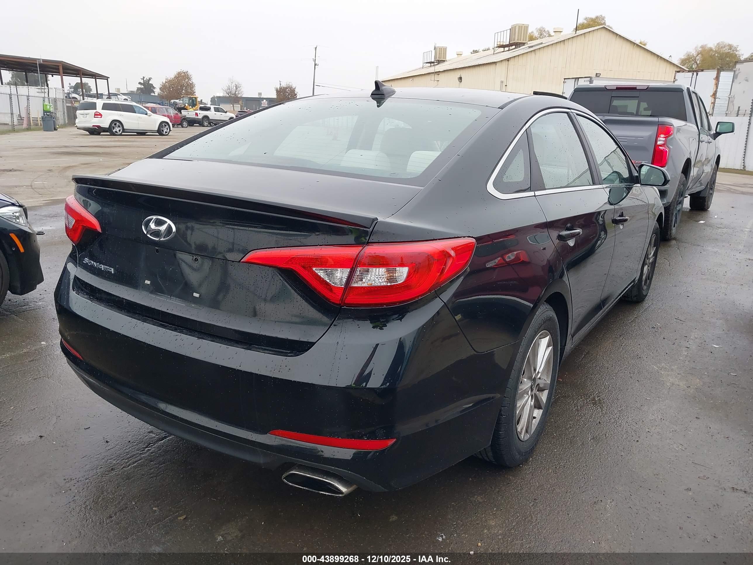 HYUNDAI SONATA image 4