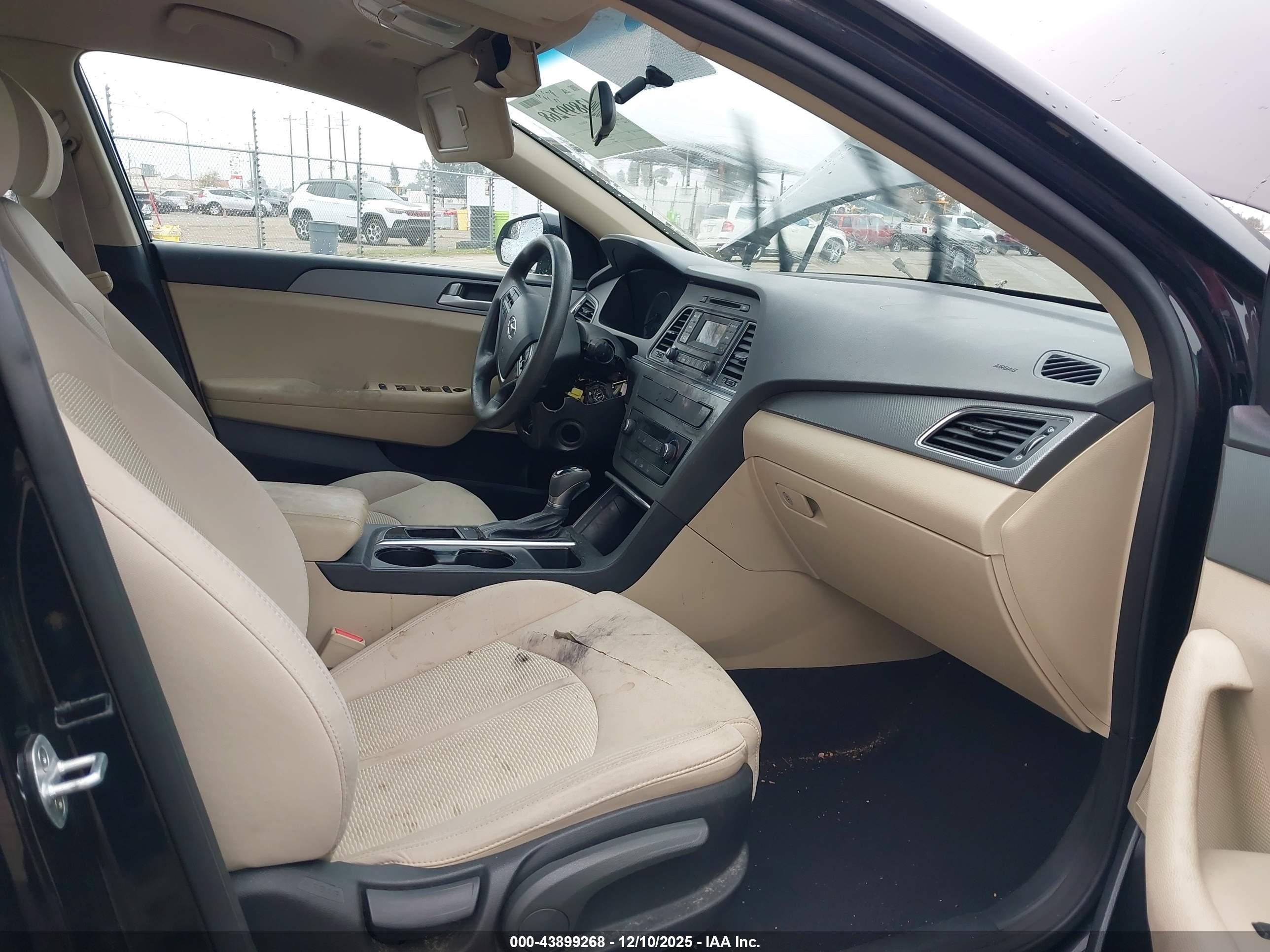 HYUNDAI SONATA image 5