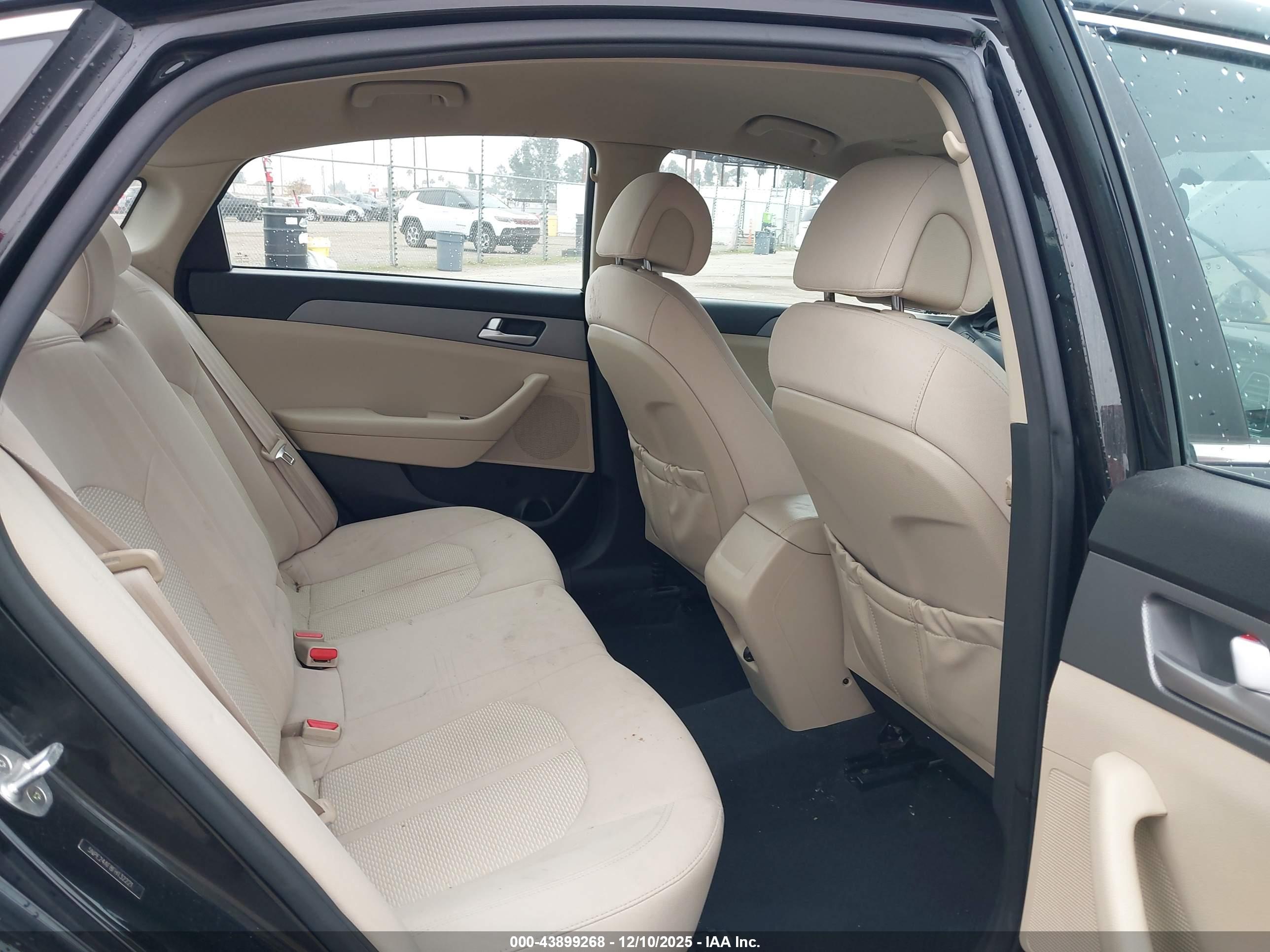 HYUNDAI SONATA image 8