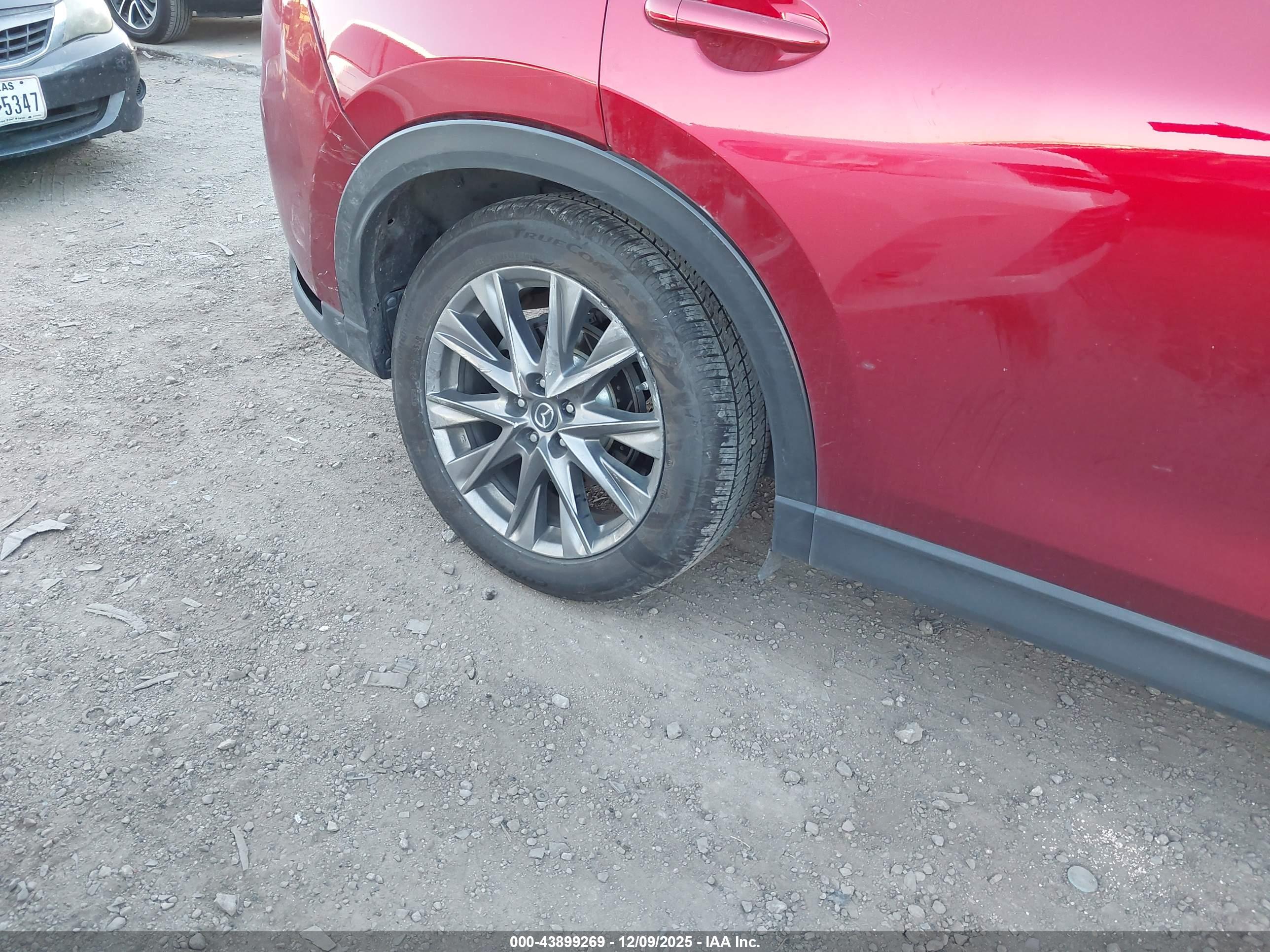 MAZDA CX-5 image 6