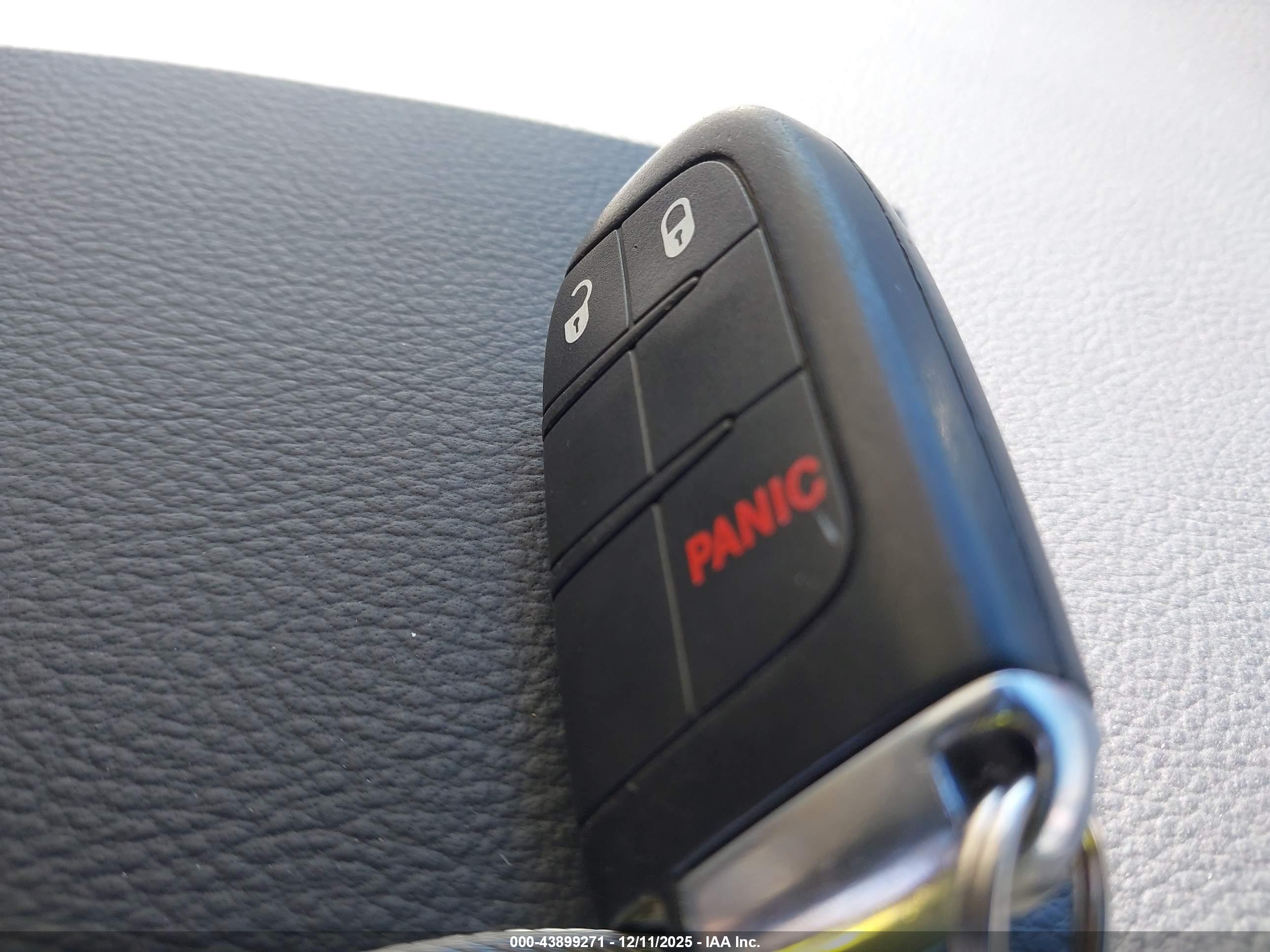 DODGE DURANGO image 11