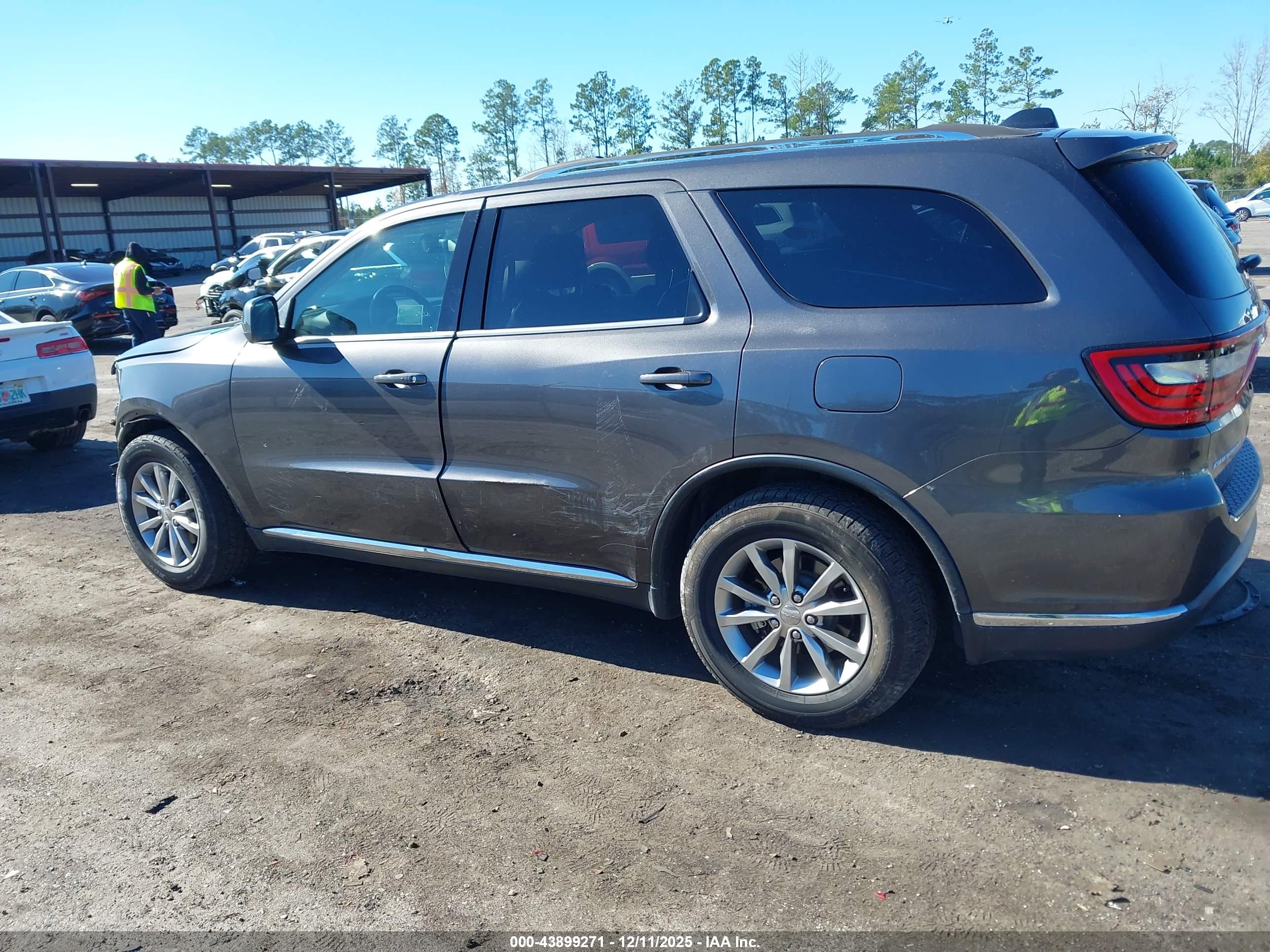 DODGE DURANGO image 3