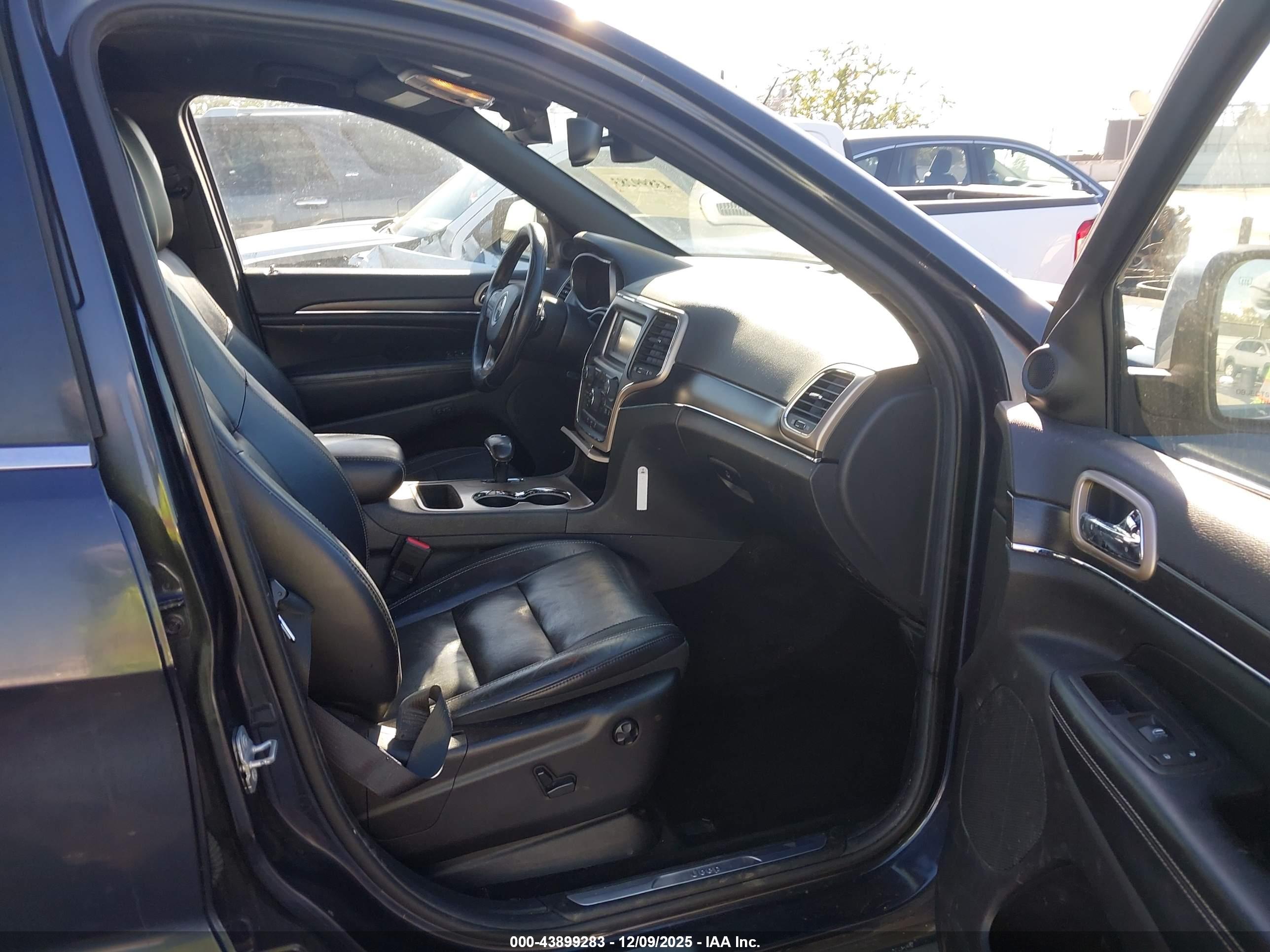 JEEP GRAND image 5