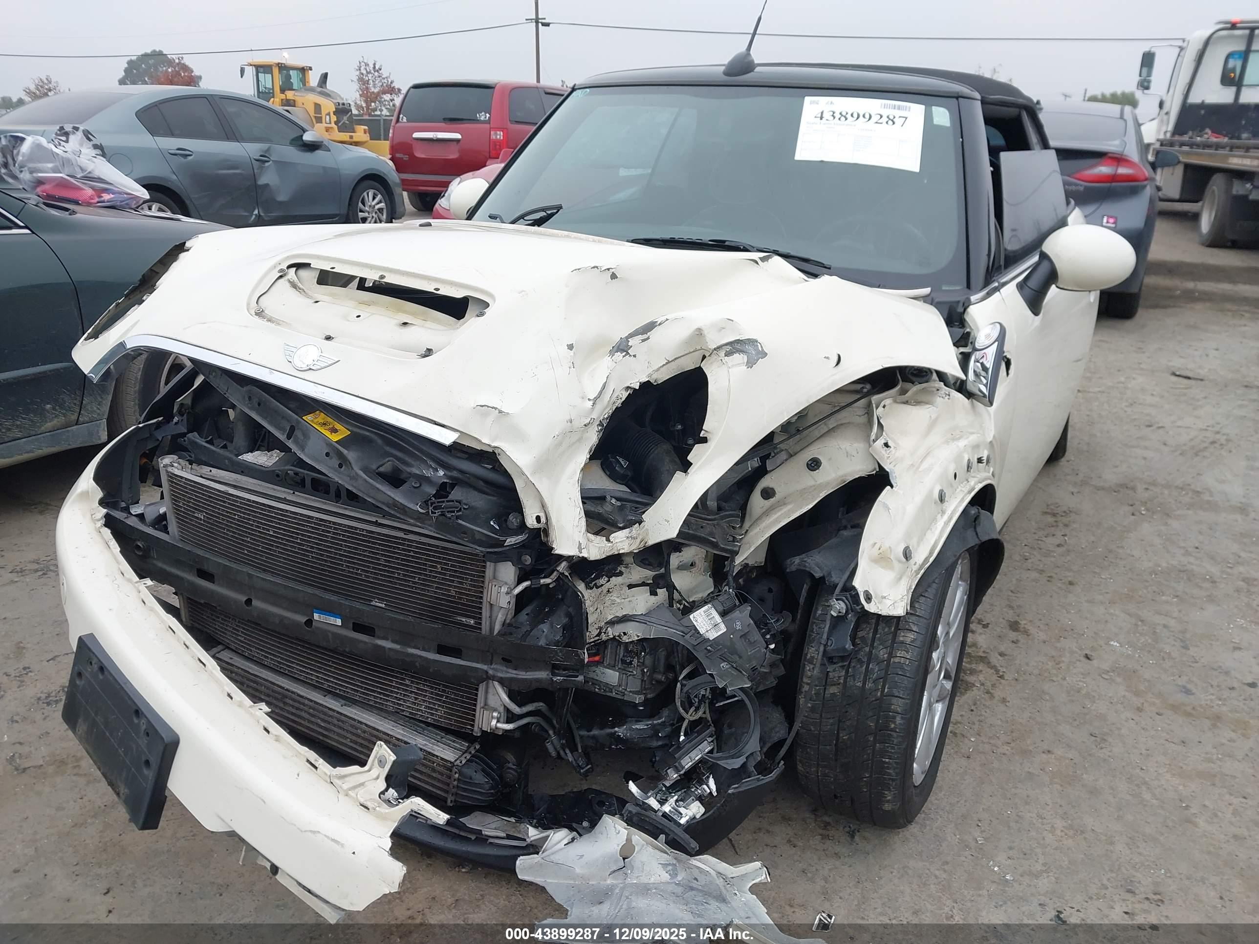 MINI COOPER image 6