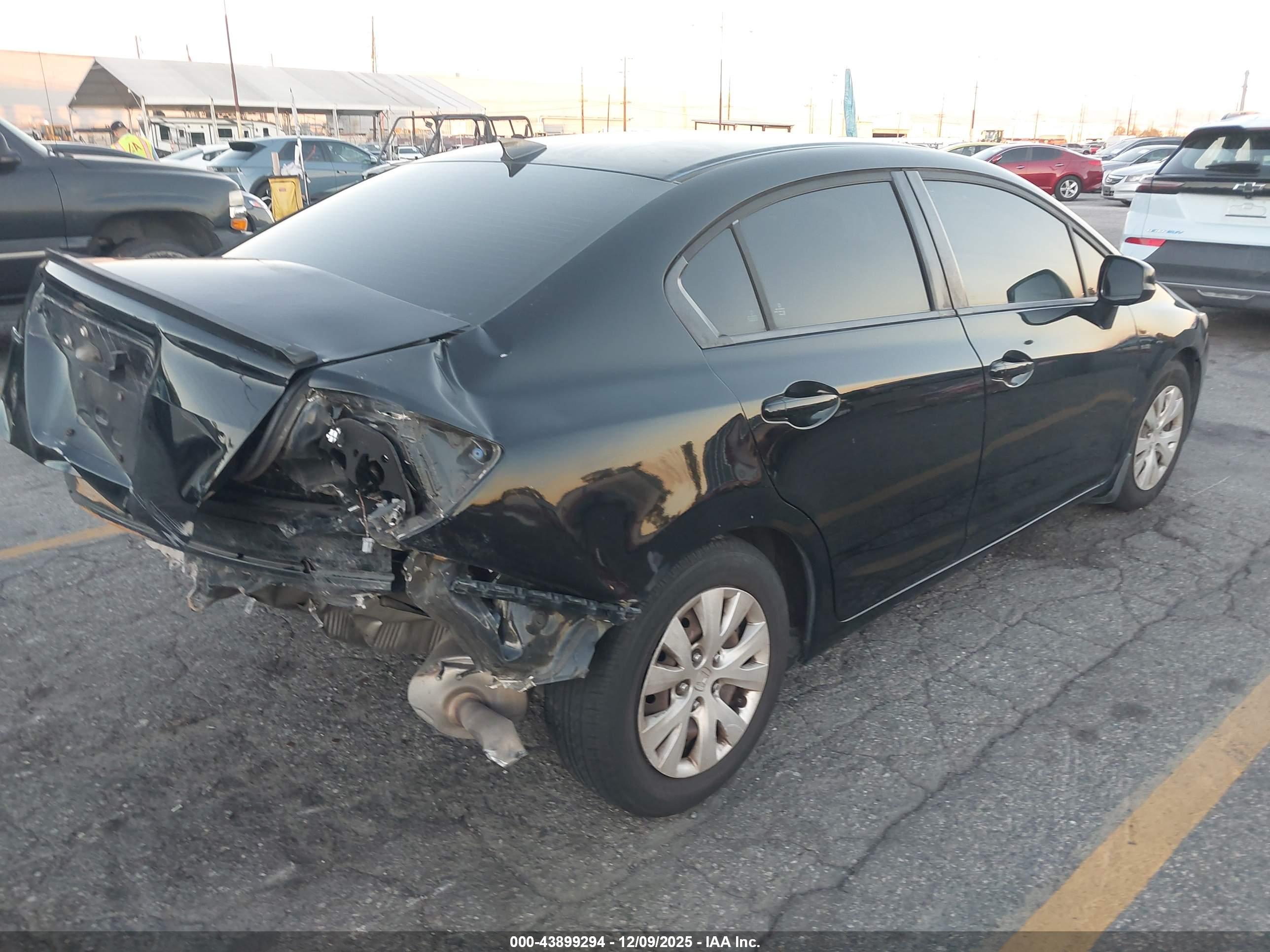 HONDA CIVIC image 4