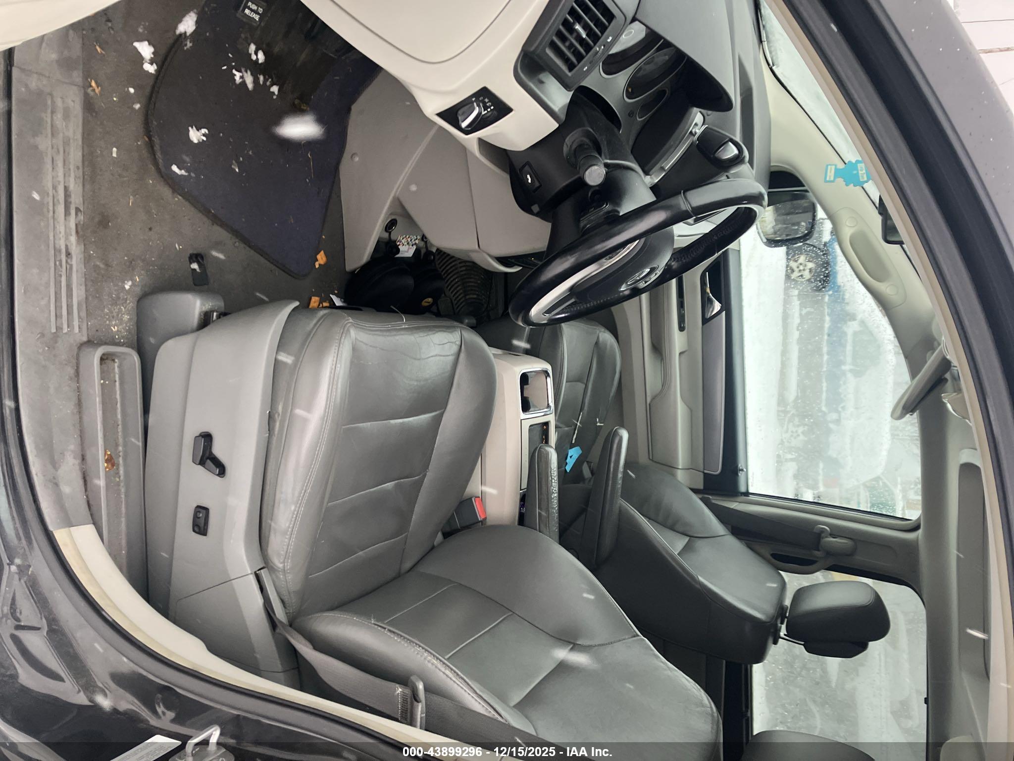 VOLKSWAGEN ROUTAN image 5