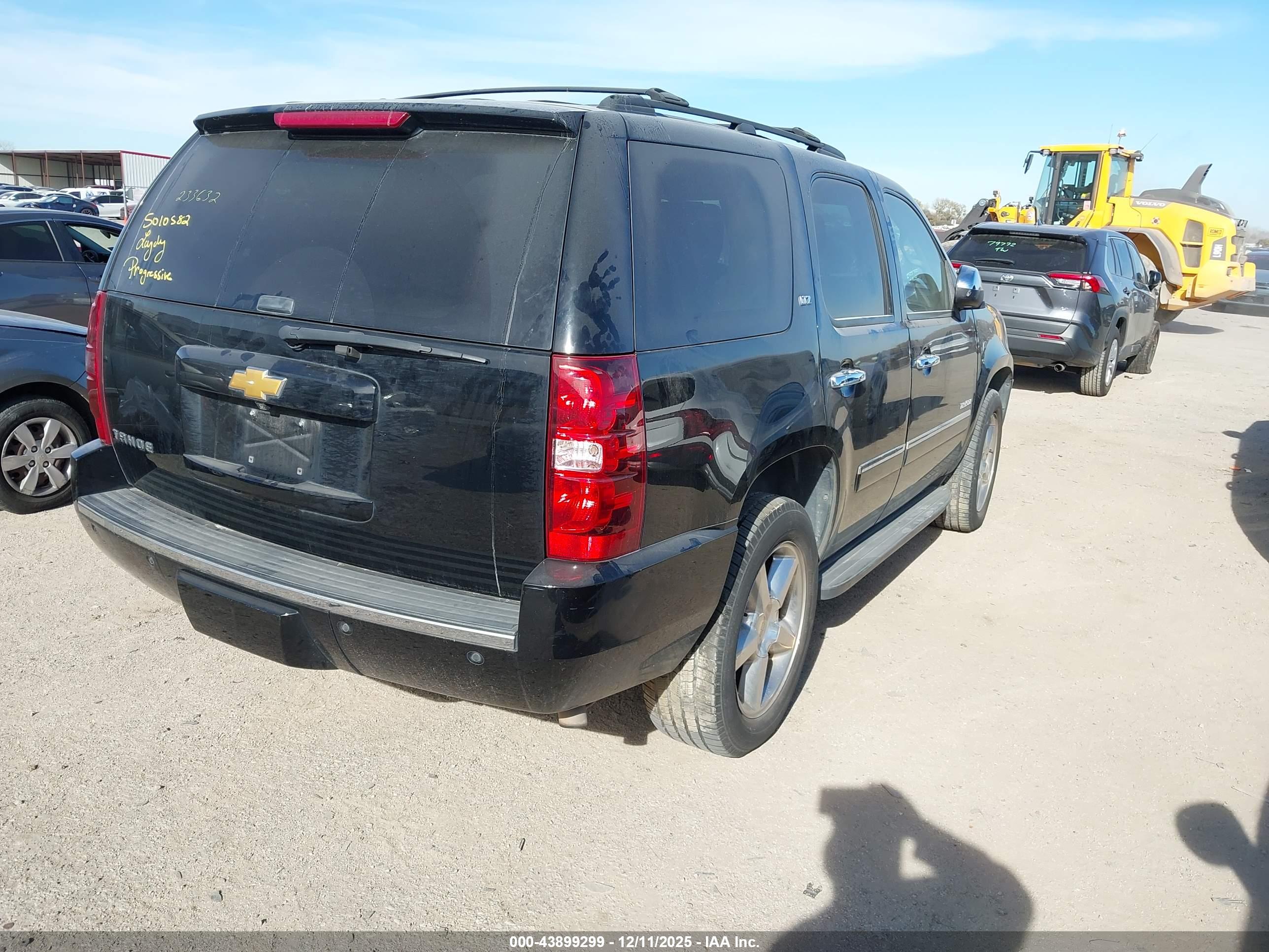 CHEVROLET TAHOE image 4