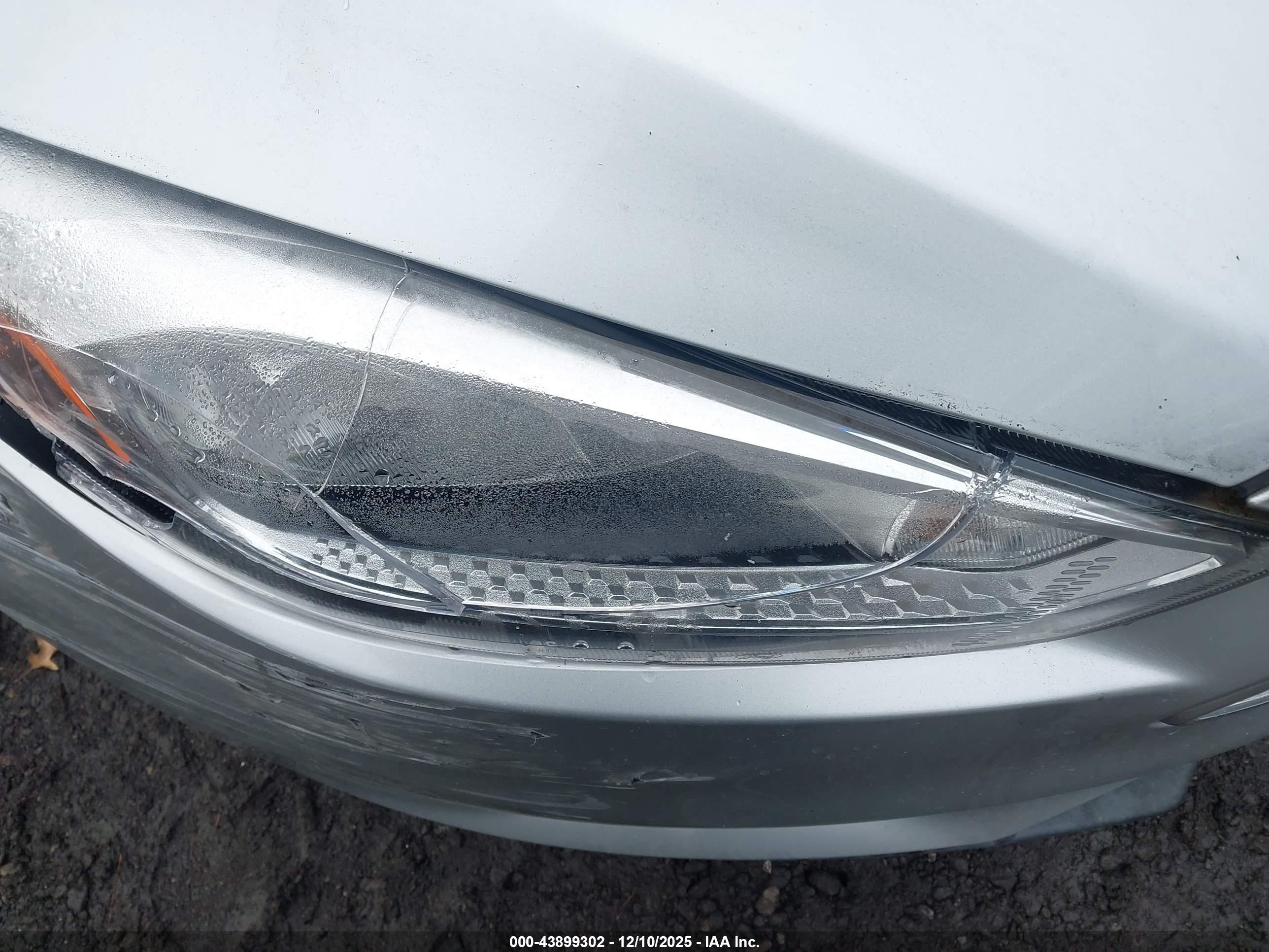 FORD FOCUS image 6