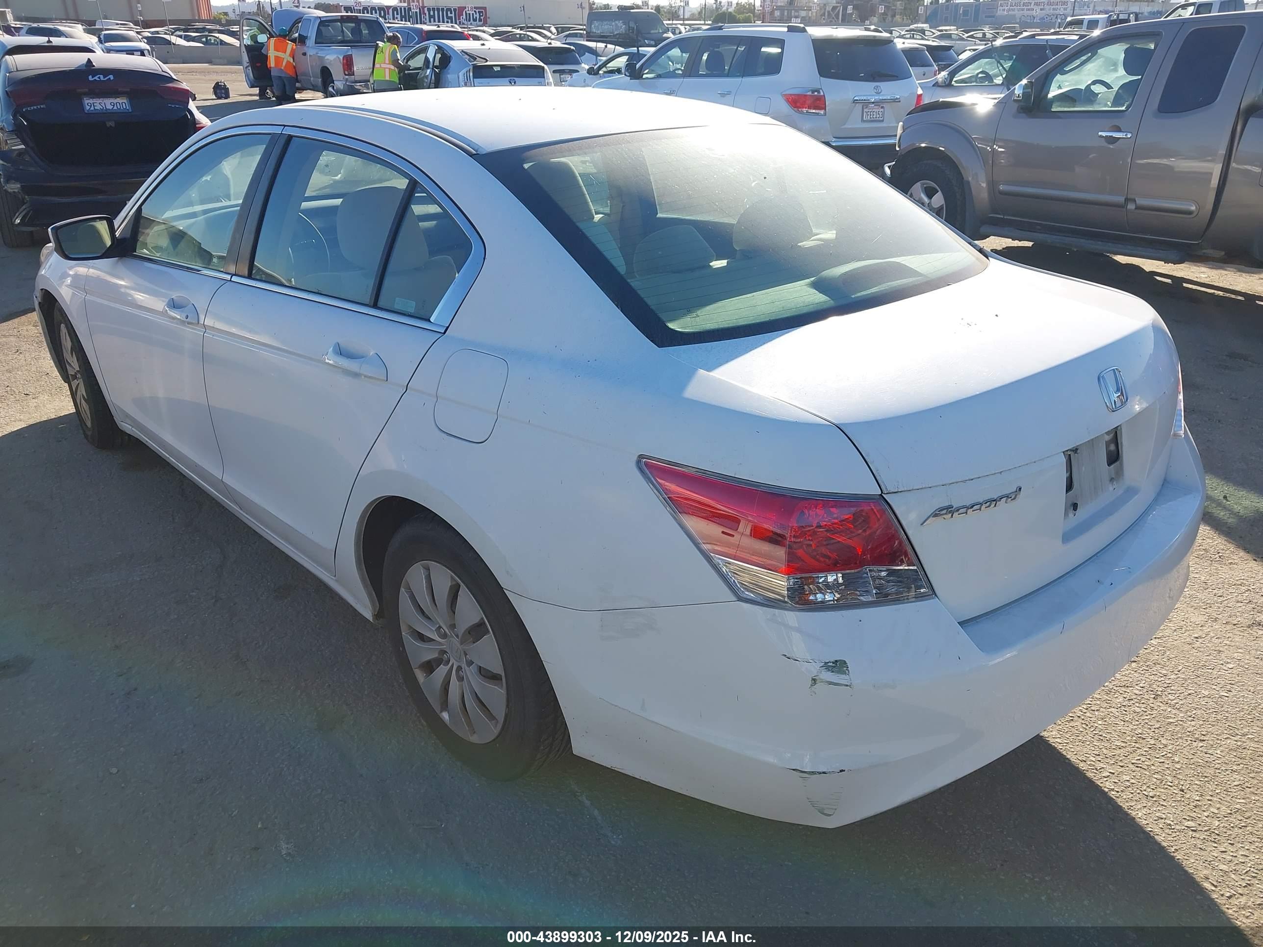 HONDA ACCORD image 3