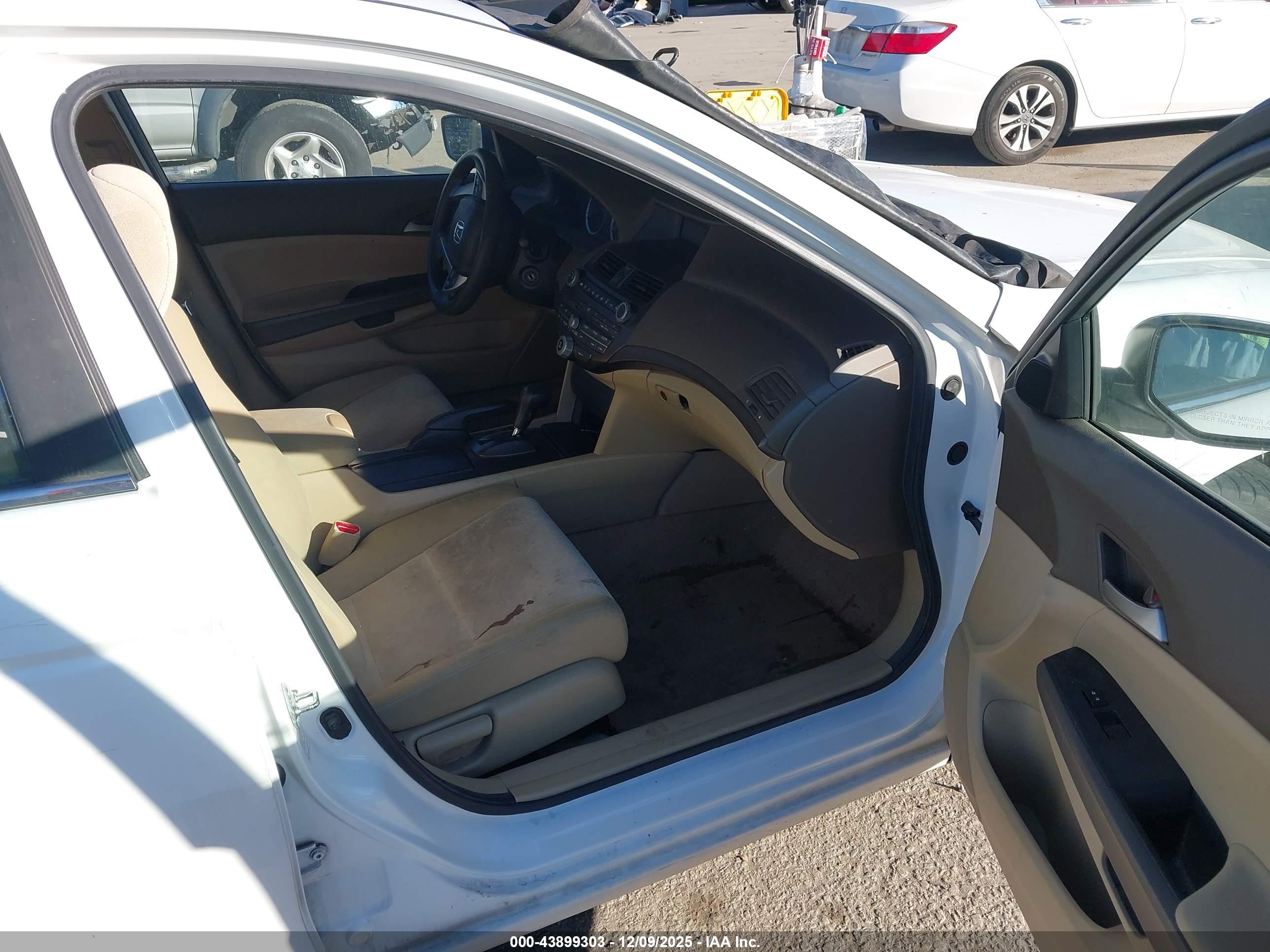 HONDA ACCORD image 5