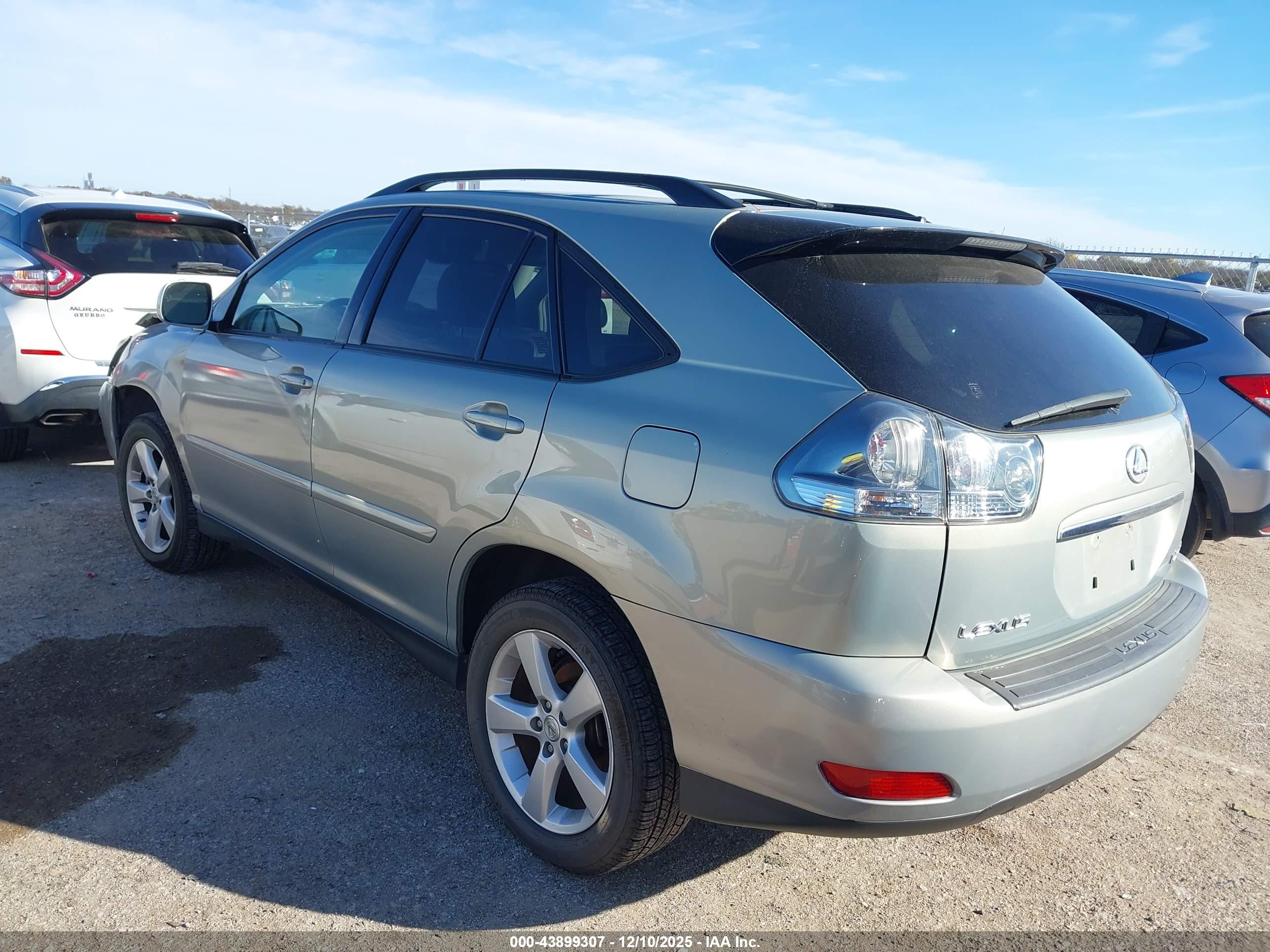 LEXUS RX image 3