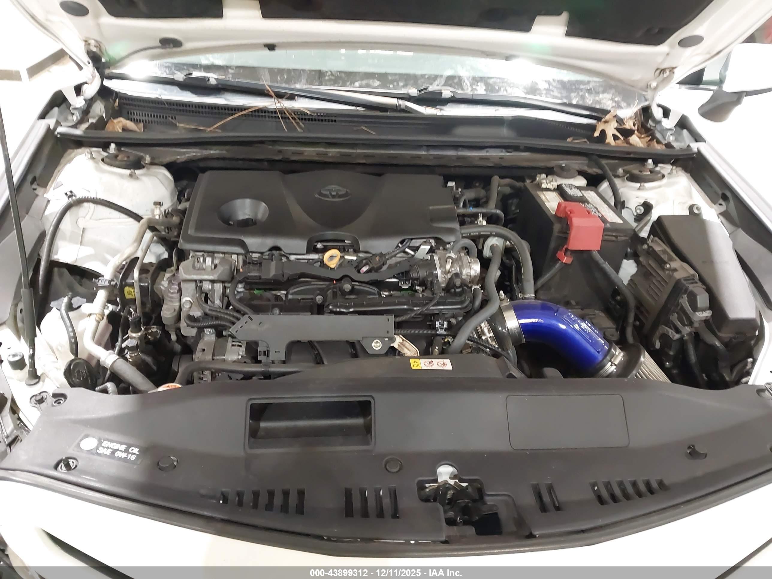 TOYOTA CAMRY image 10