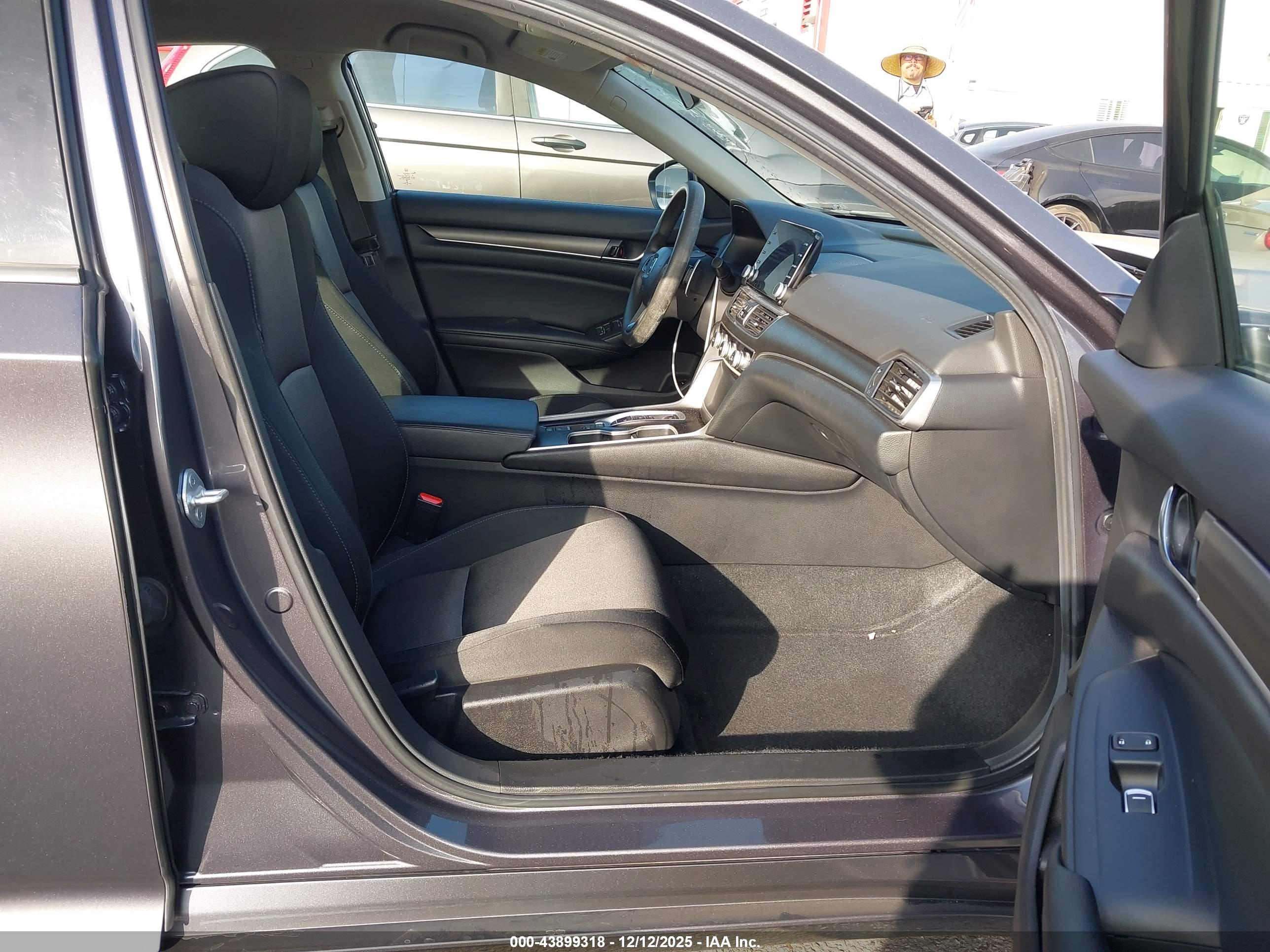 HONDA ACCORD image 5