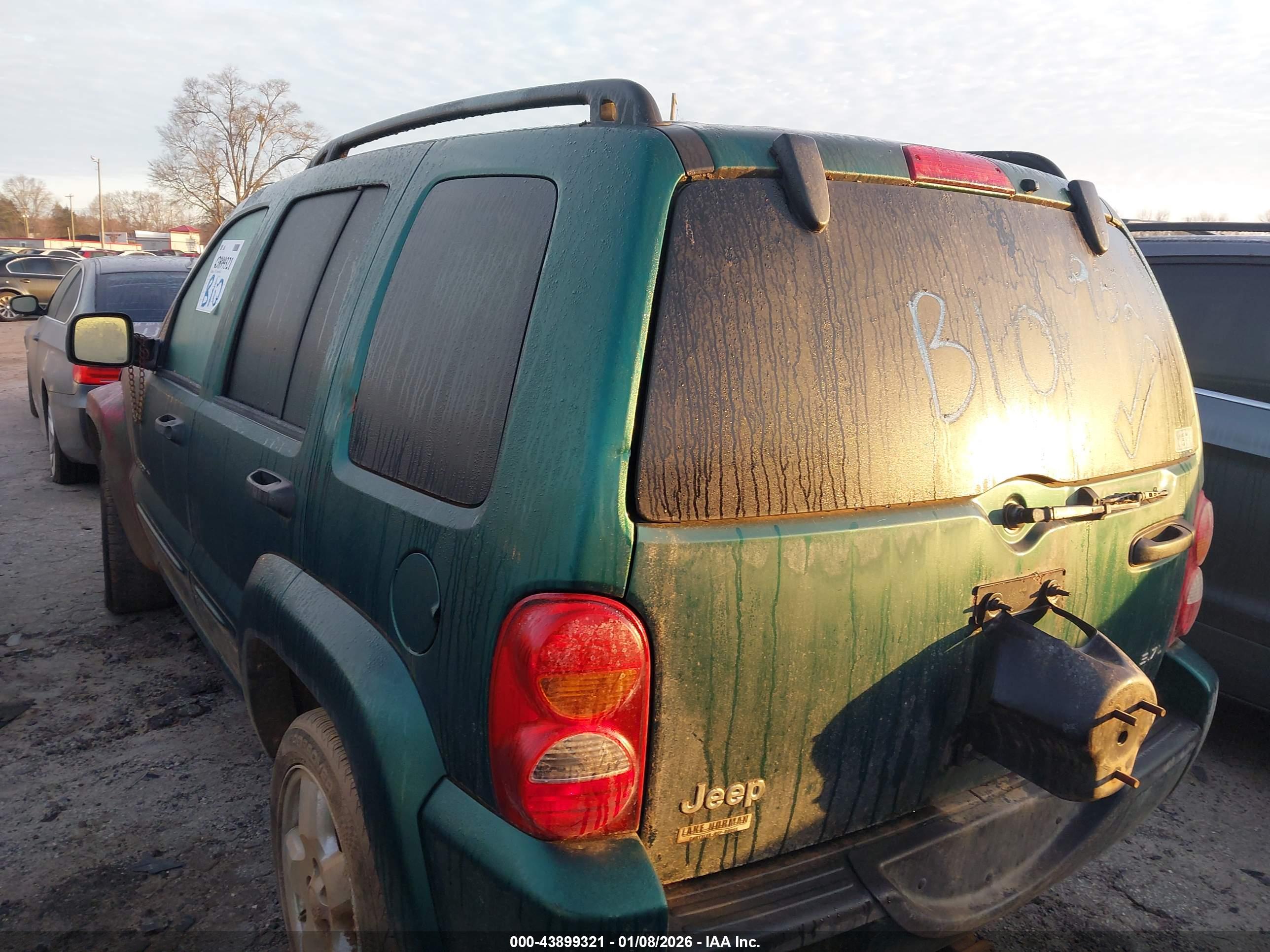 JEEP LIBERTY image 3