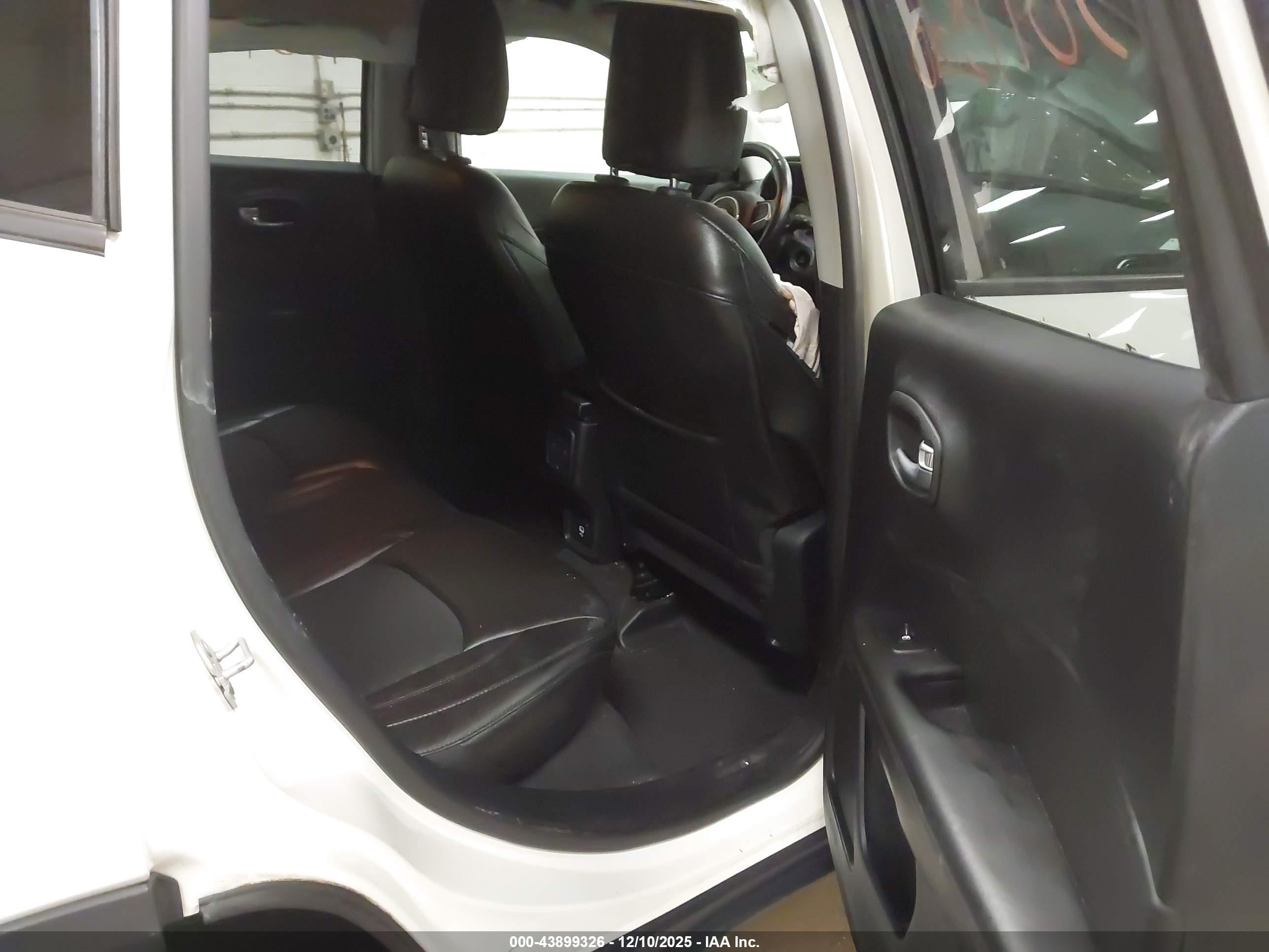 JEEP COMPASS image 8