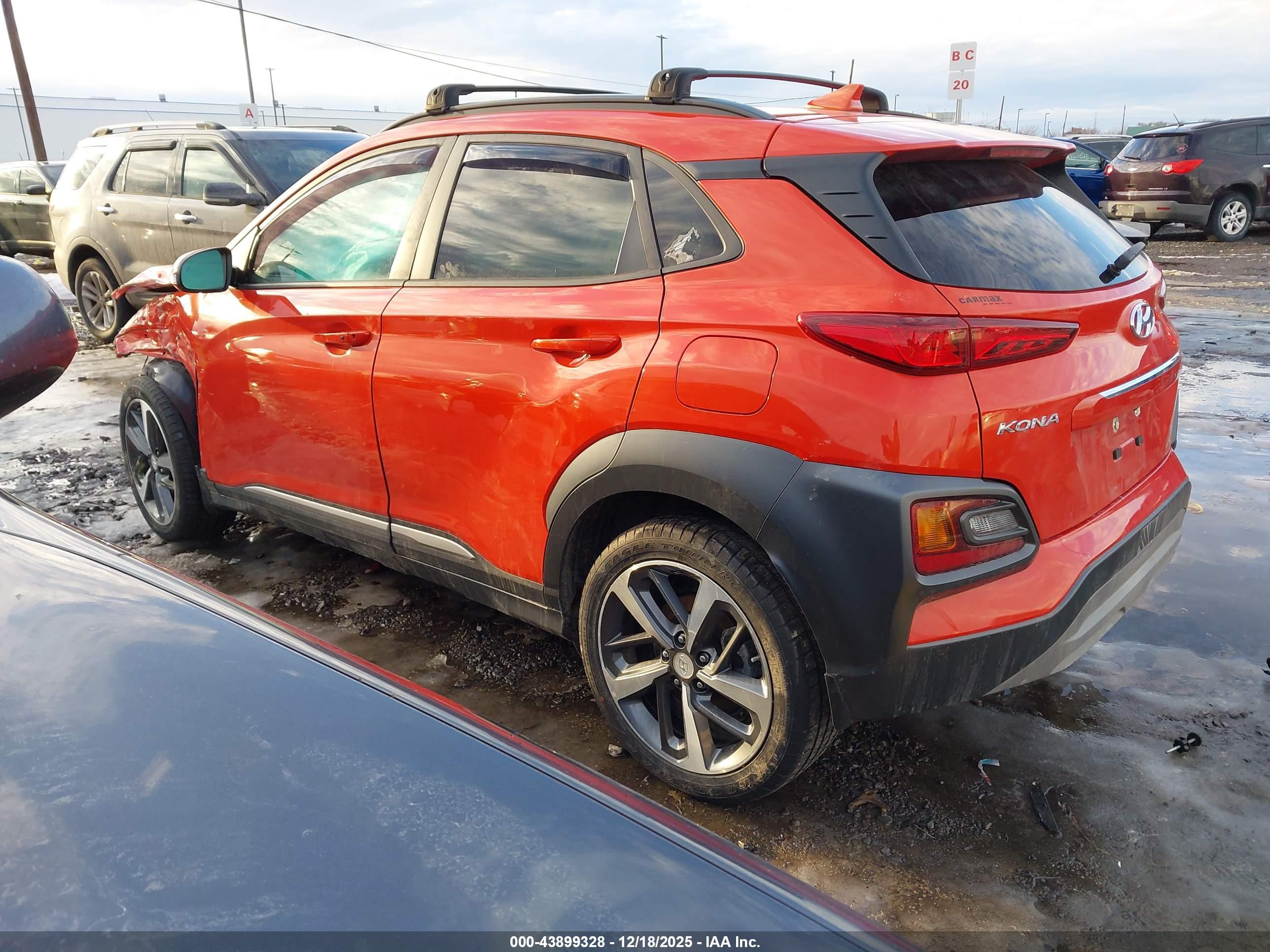 HYUNDAI KONA image 3