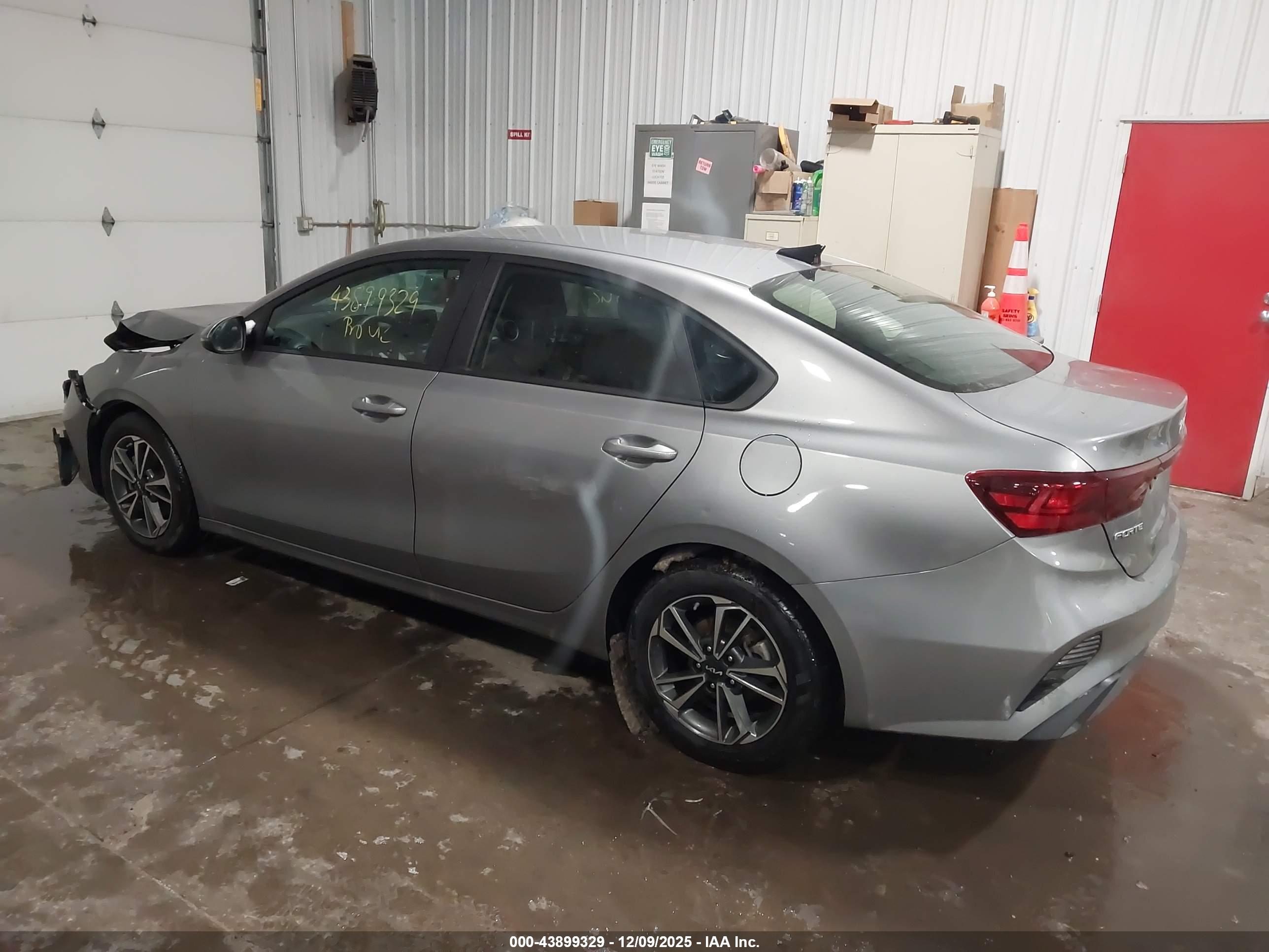 KIA FORTE image 3