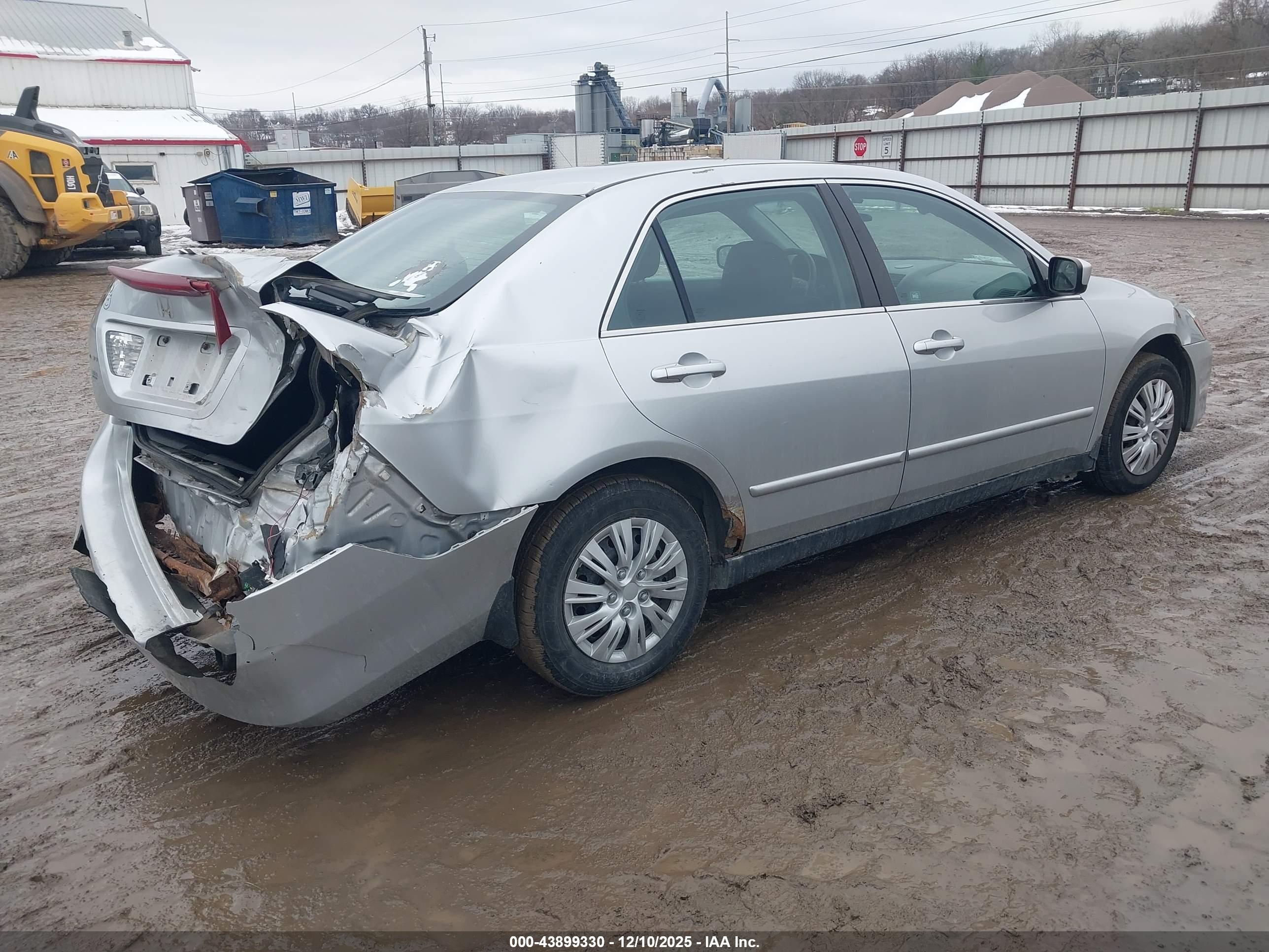 HONDA ACCORD image 4