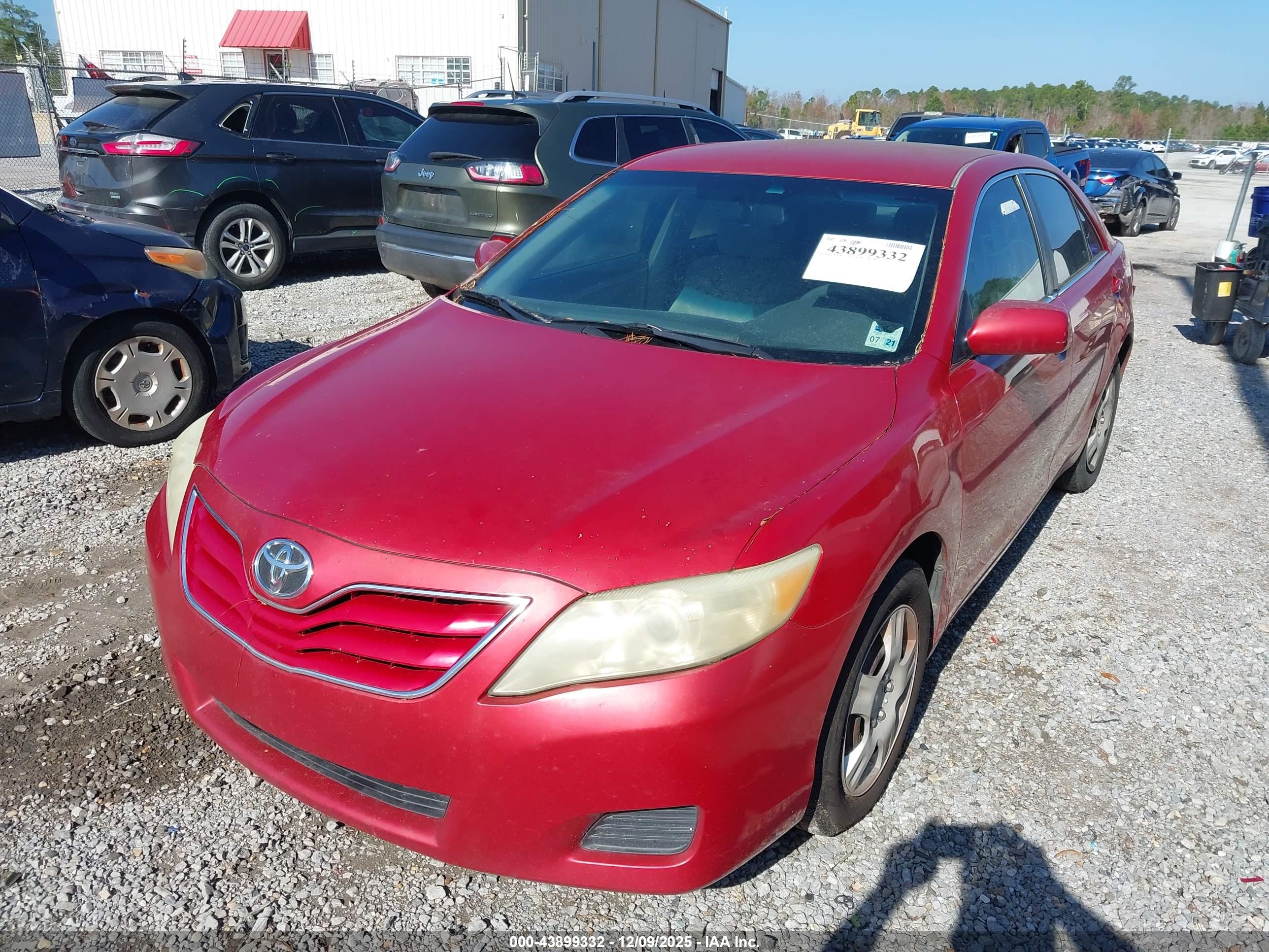 TOYOTA CAMRY image 6