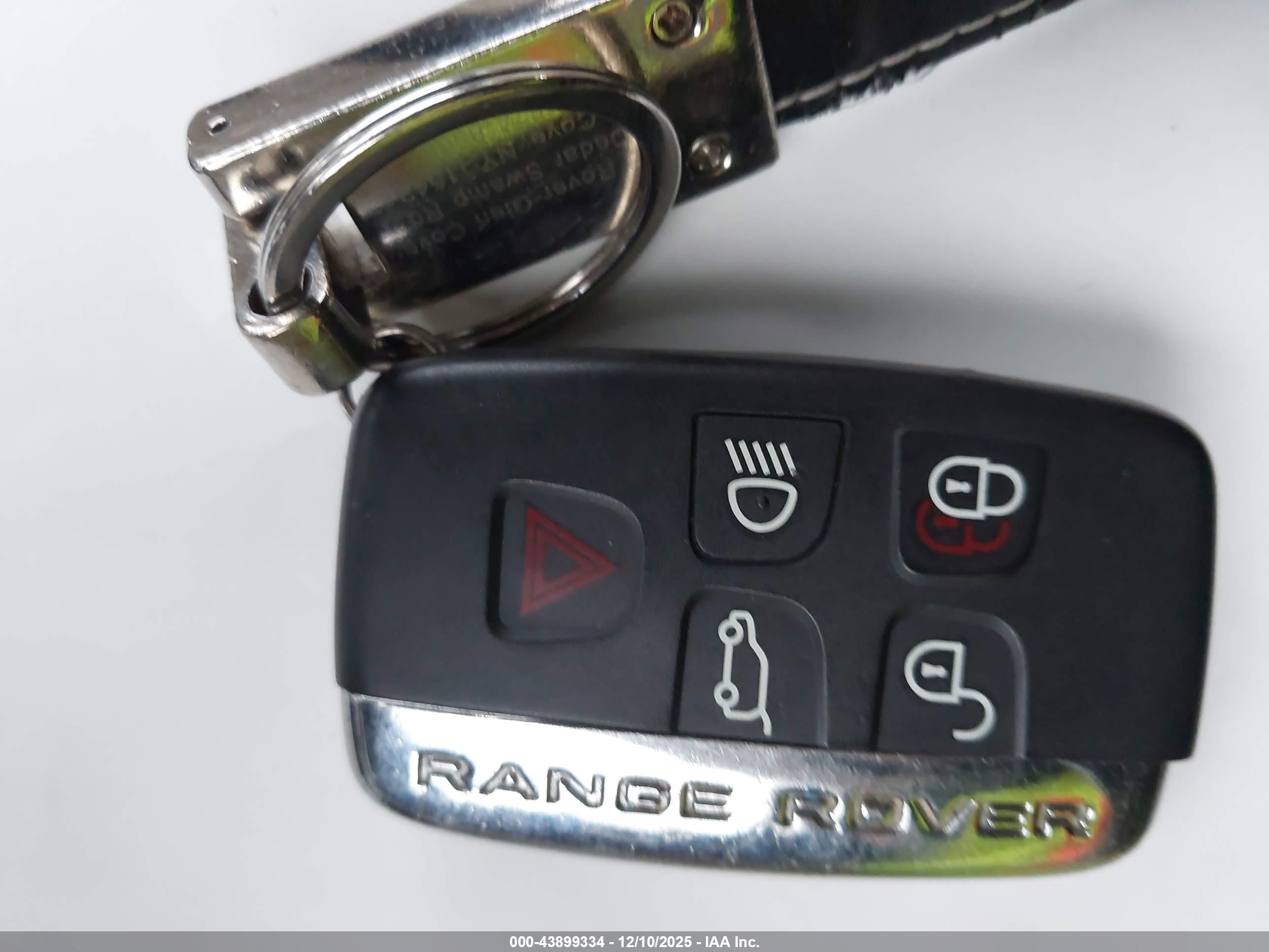 LAND ROVER image 11