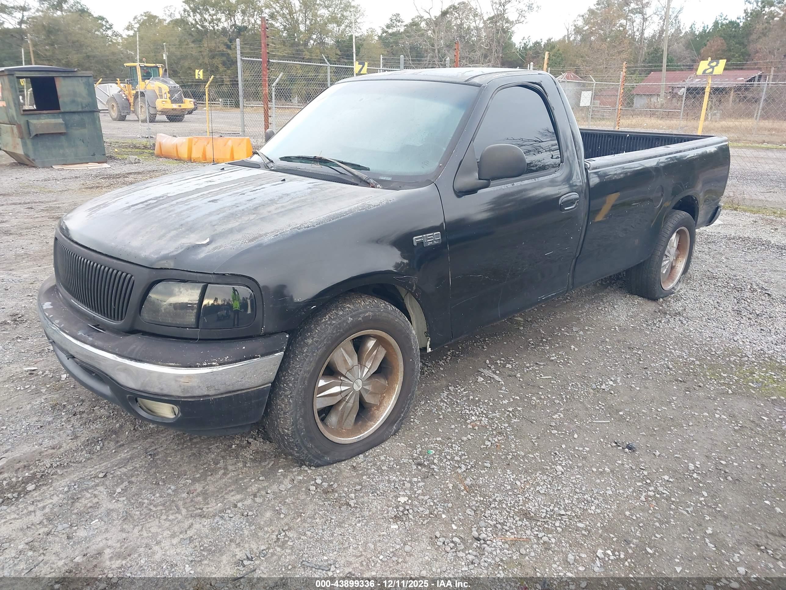 FORD F-150 image 2