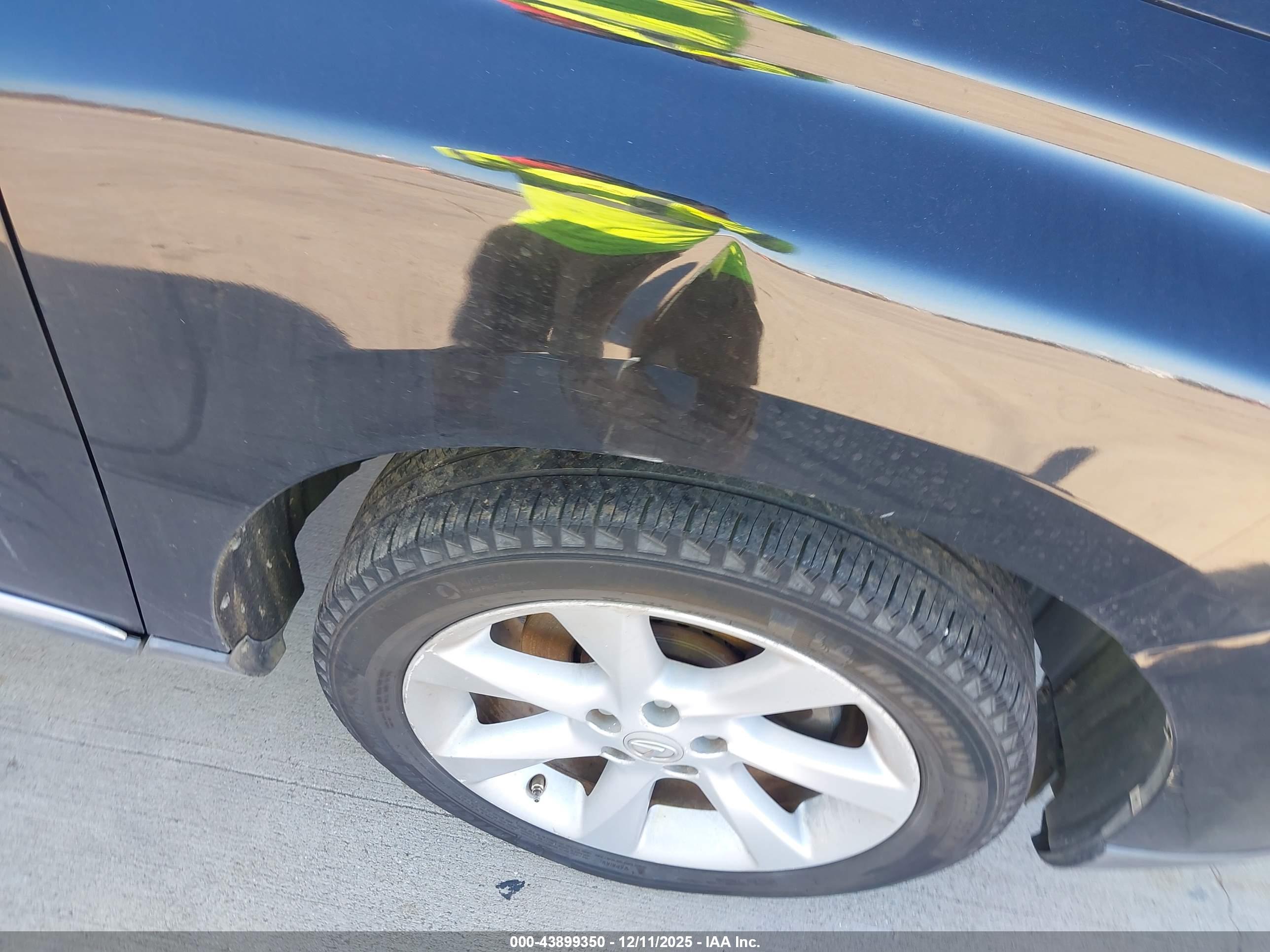 LEXUS RX image 6