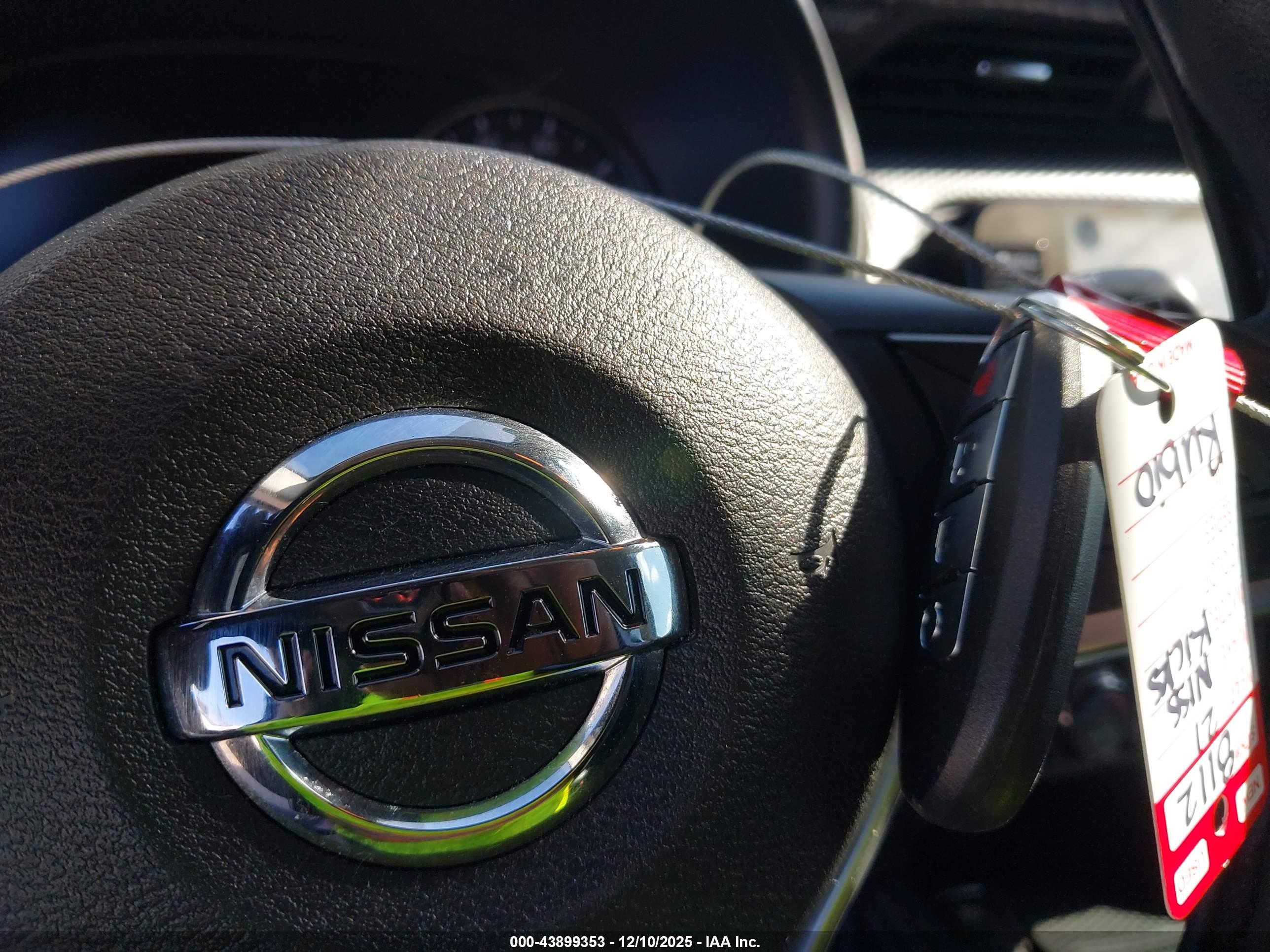 NISSAN KICKS image 11