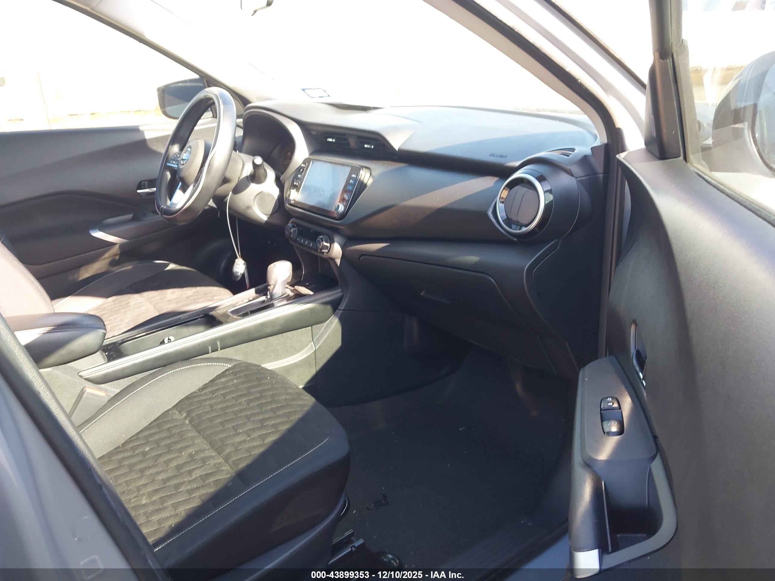 NISSAN KICKS image 5