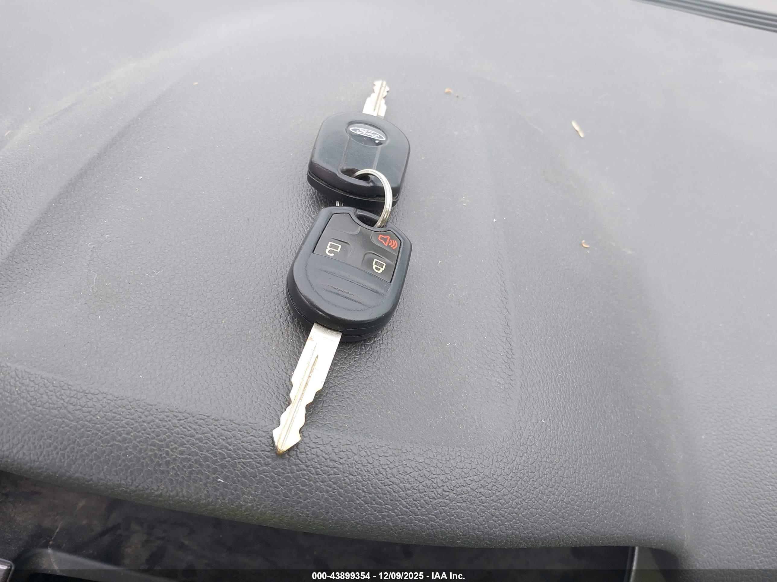 FORD EDGE image 11