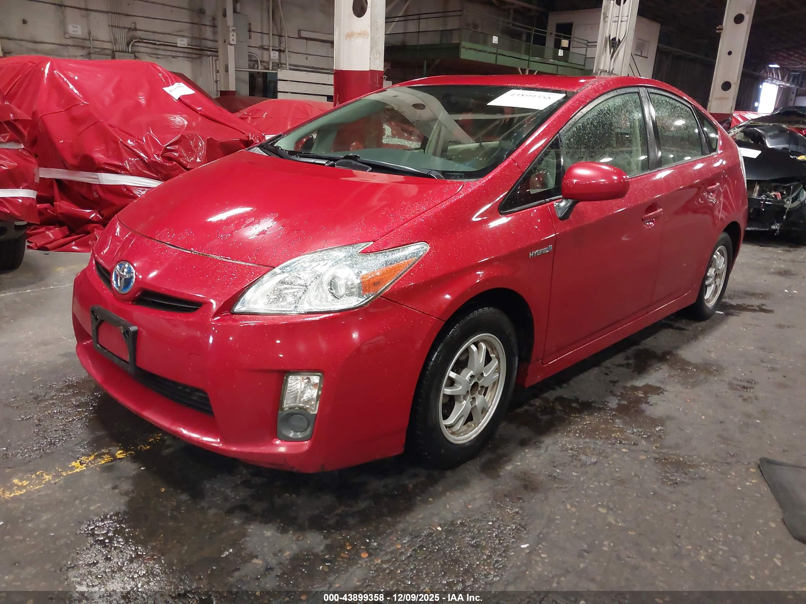TOYOTA PRIUS image 2