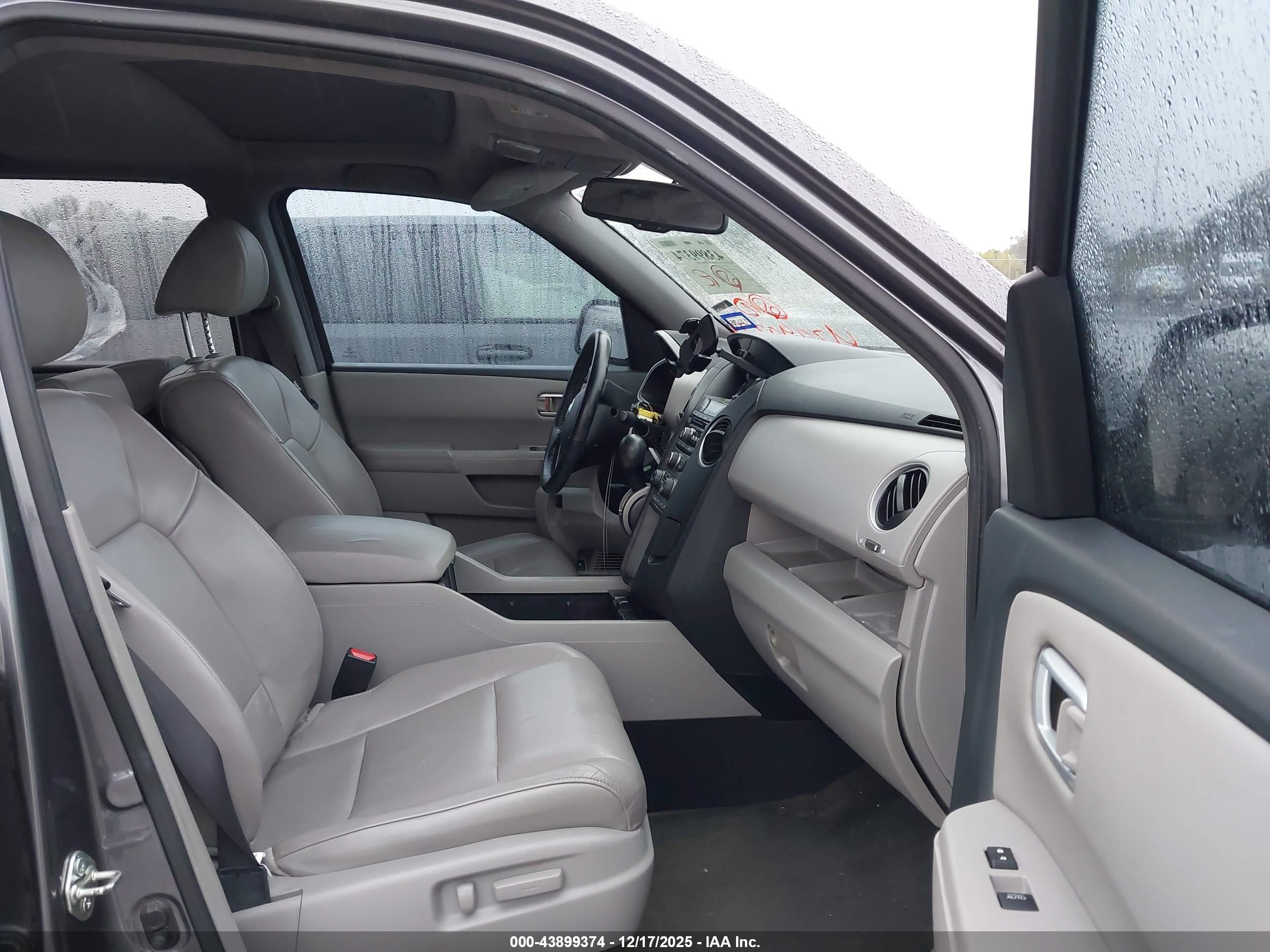 HONDA PILOT image 5