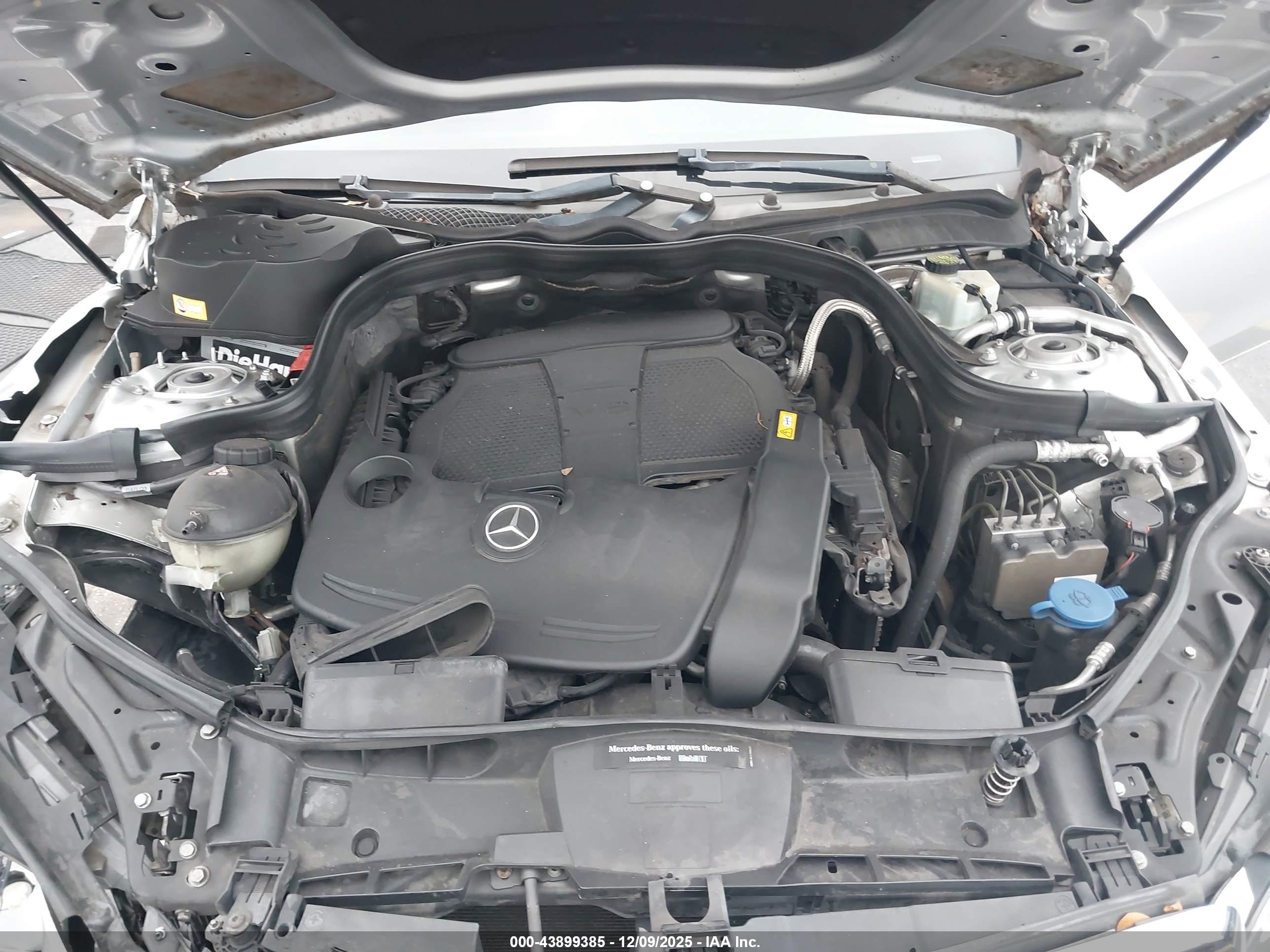 MERCEDES-BENZ E image 10